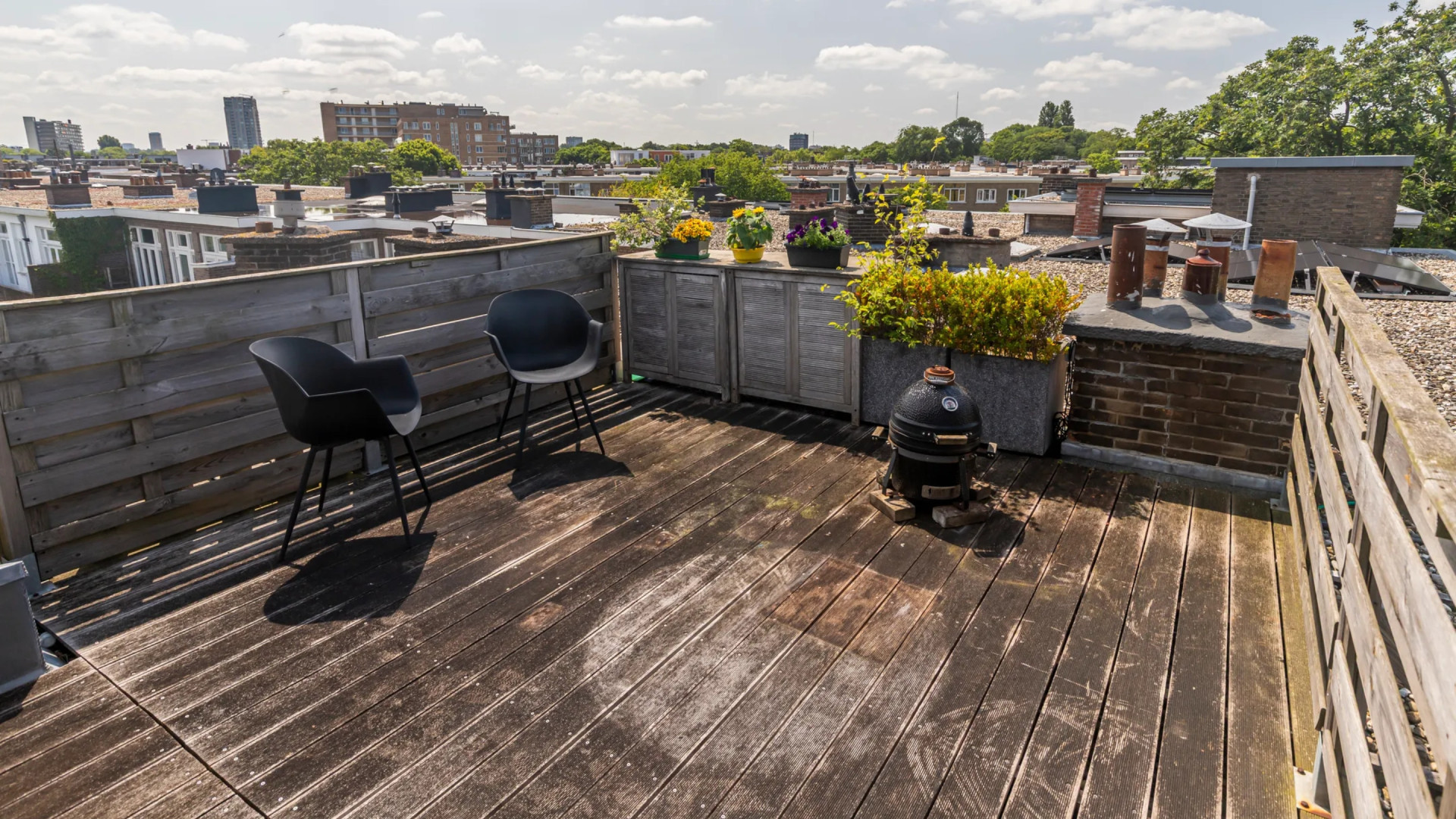TV-presentator Dennis Weening koopt na scheiding dit appartement. Zie foto’s 8