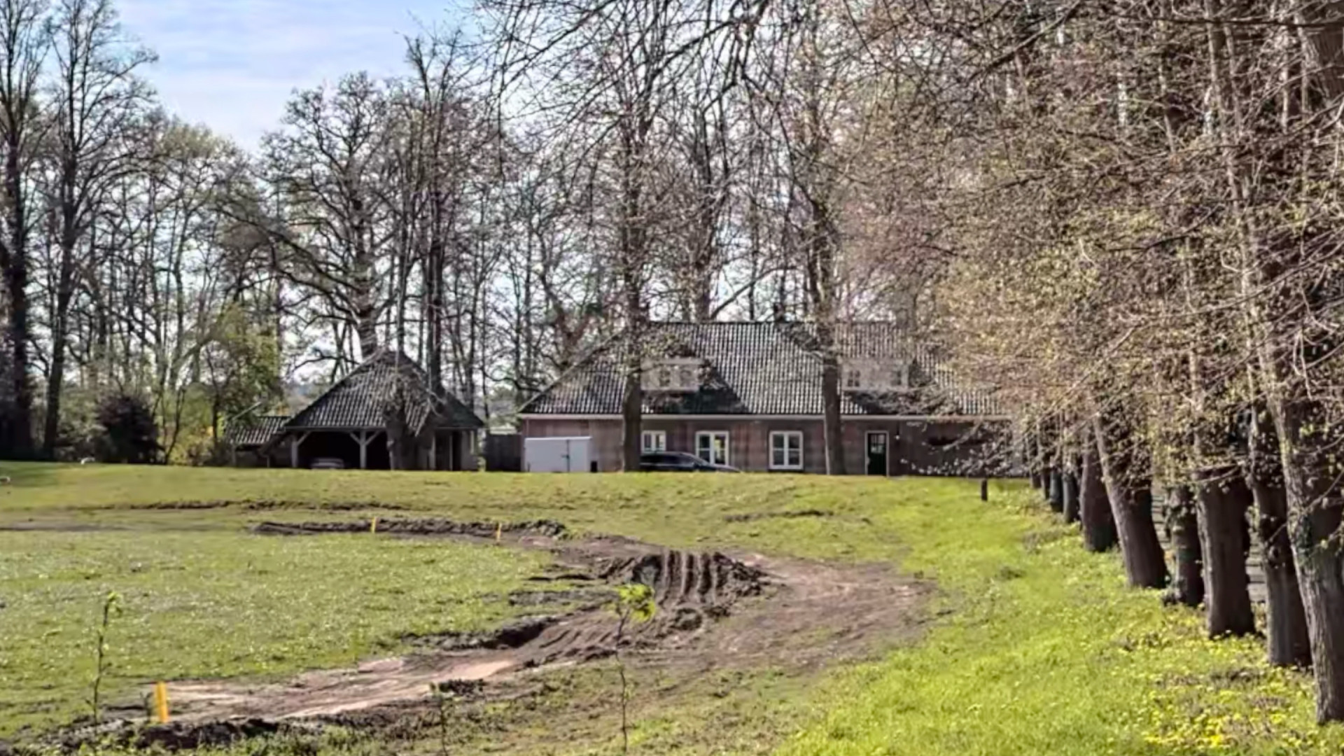 Het miljoenen imperium van Erben Wennemars. Zie foto's 5