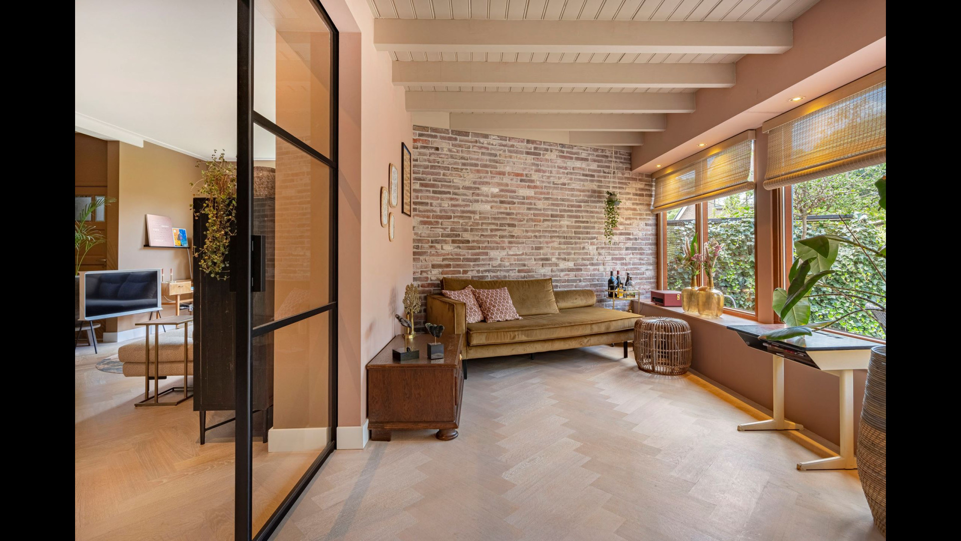 Hier wonen topatlete Femke Bol en haar echtgenoot Ben Broeders. Zie foto’s 9