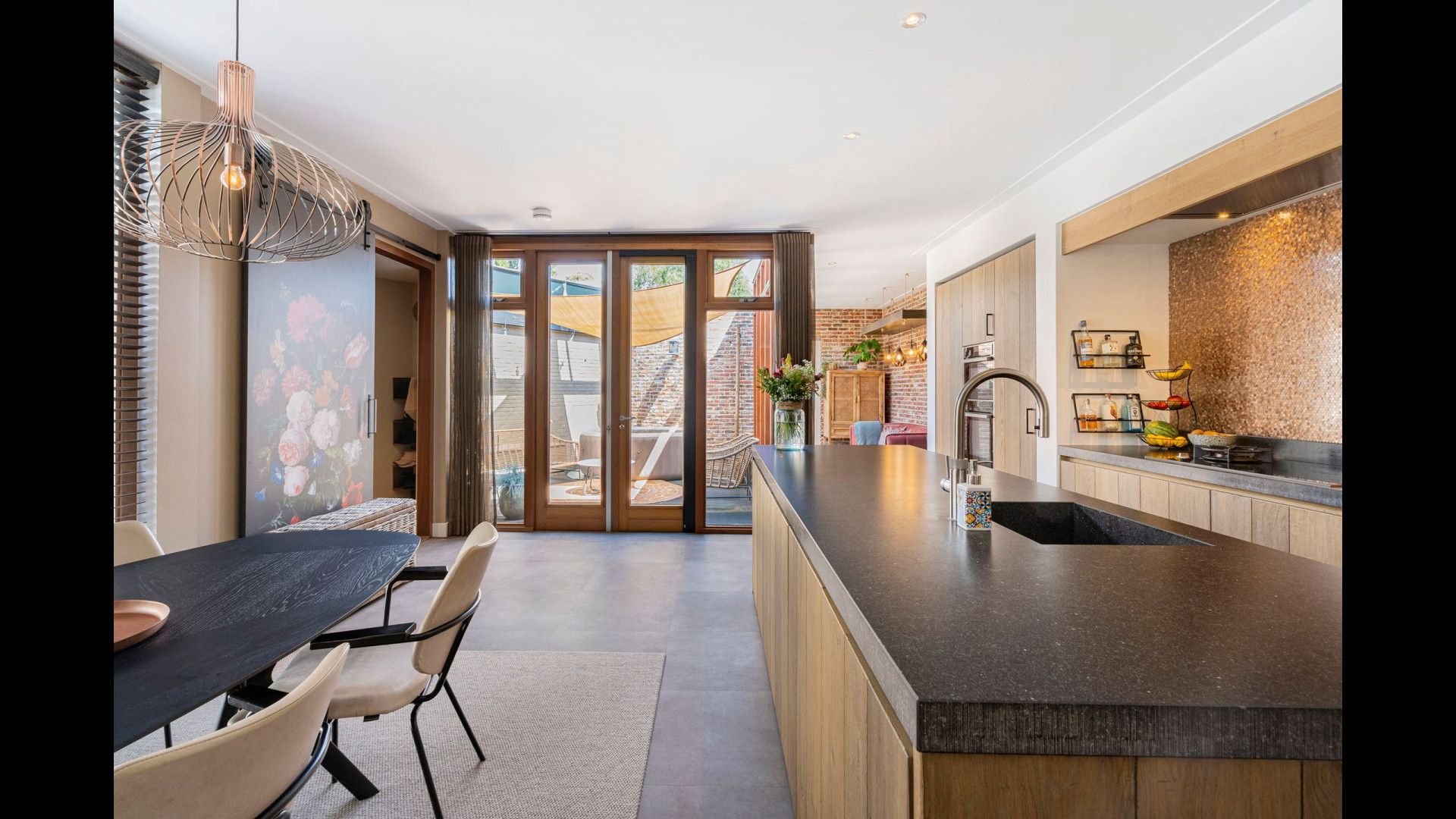 Hier wonen topatlete Femke Bol en haar echtgenoot Ben Broeders. Zie foto’s 11