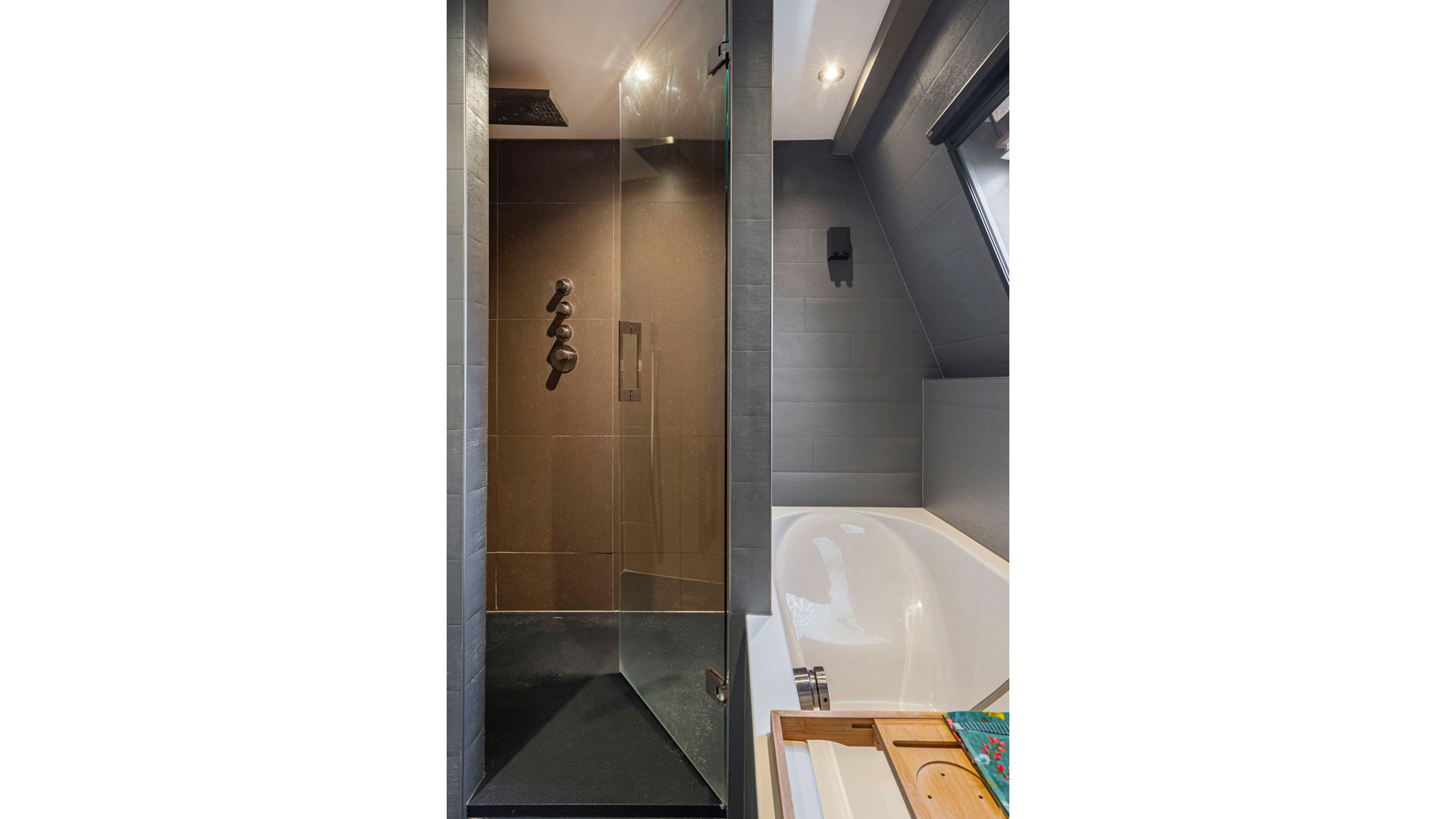 Hier wonen topatlete Femke Bol en haar echtgenoot Ben Broeders. Zie foto’s 26