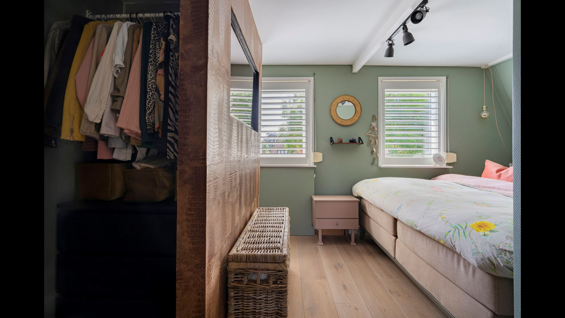 Hier wonen topatlete Femke Bol en haar echtgenoot Ben Broeders. Zie foto’s 28