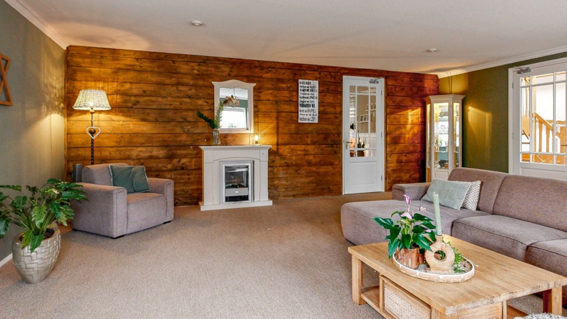 Teun Föhn steekt tonnen eigen geld in zijn recent gekochte eengezinswoning. Zie foto’s 3