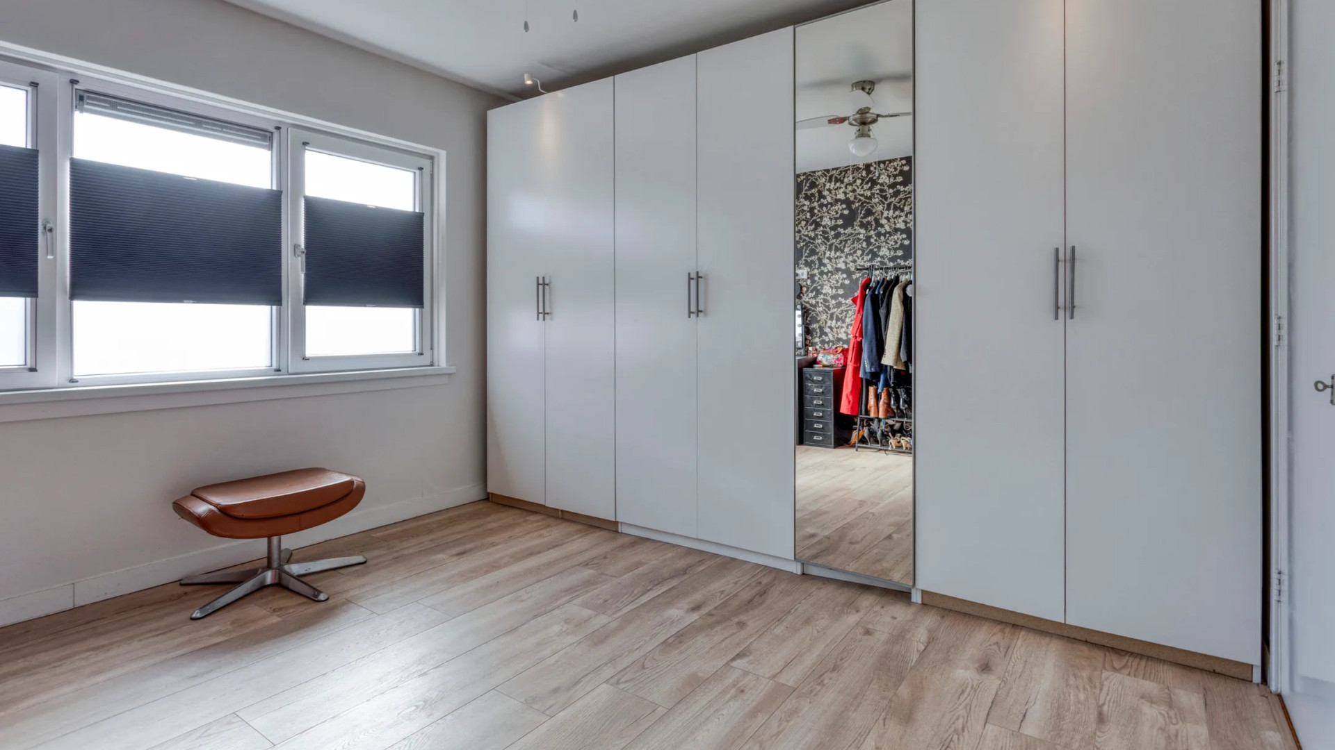 Roddelpraat-presentator Dennis Schouten koopt deze leuke eengezinswoning 9