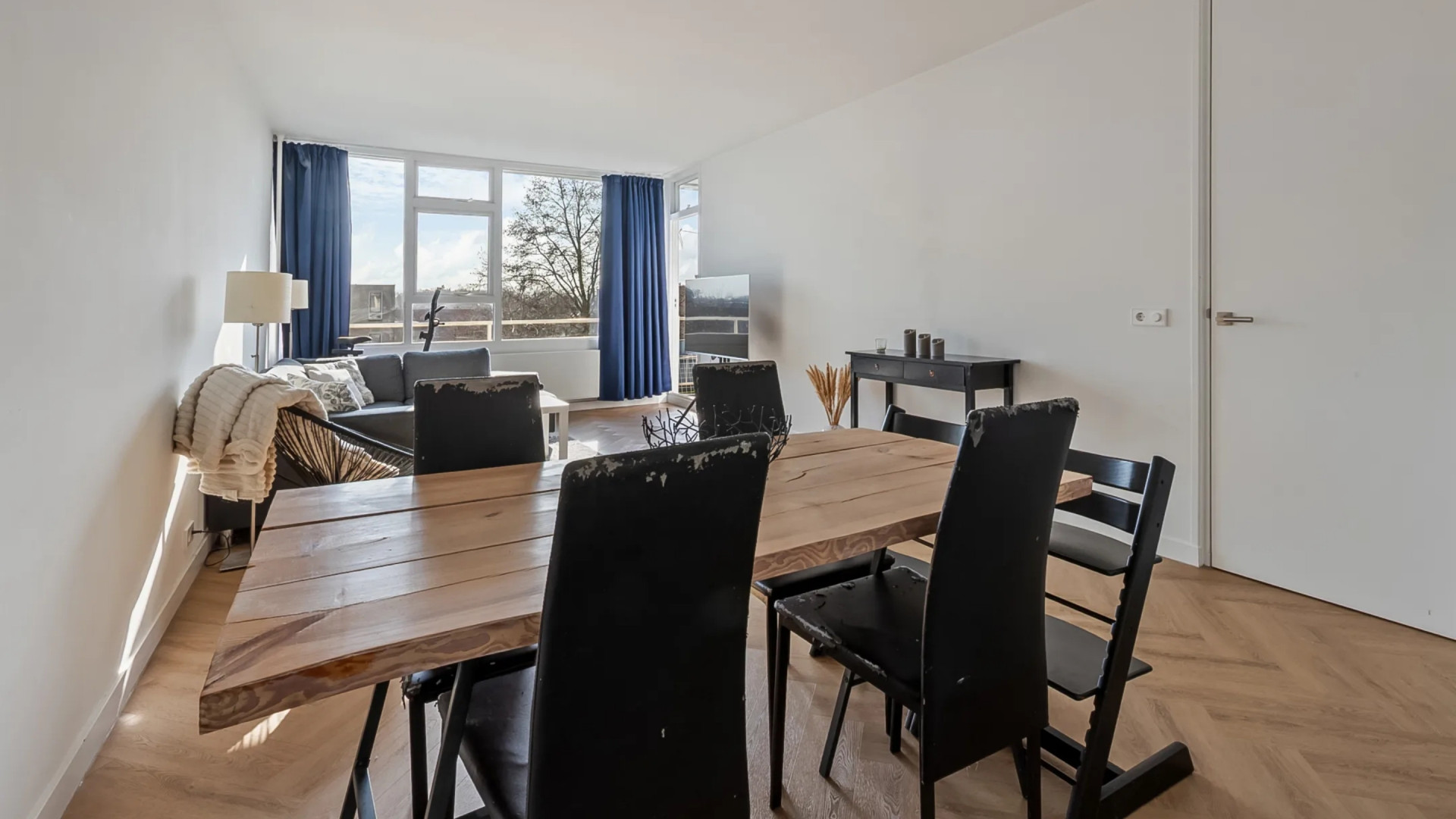 Eelko van Kooten, partner van Olcay Gulsen, verkoopt nóg een appartement in Hilversum. Zie foto’s 4