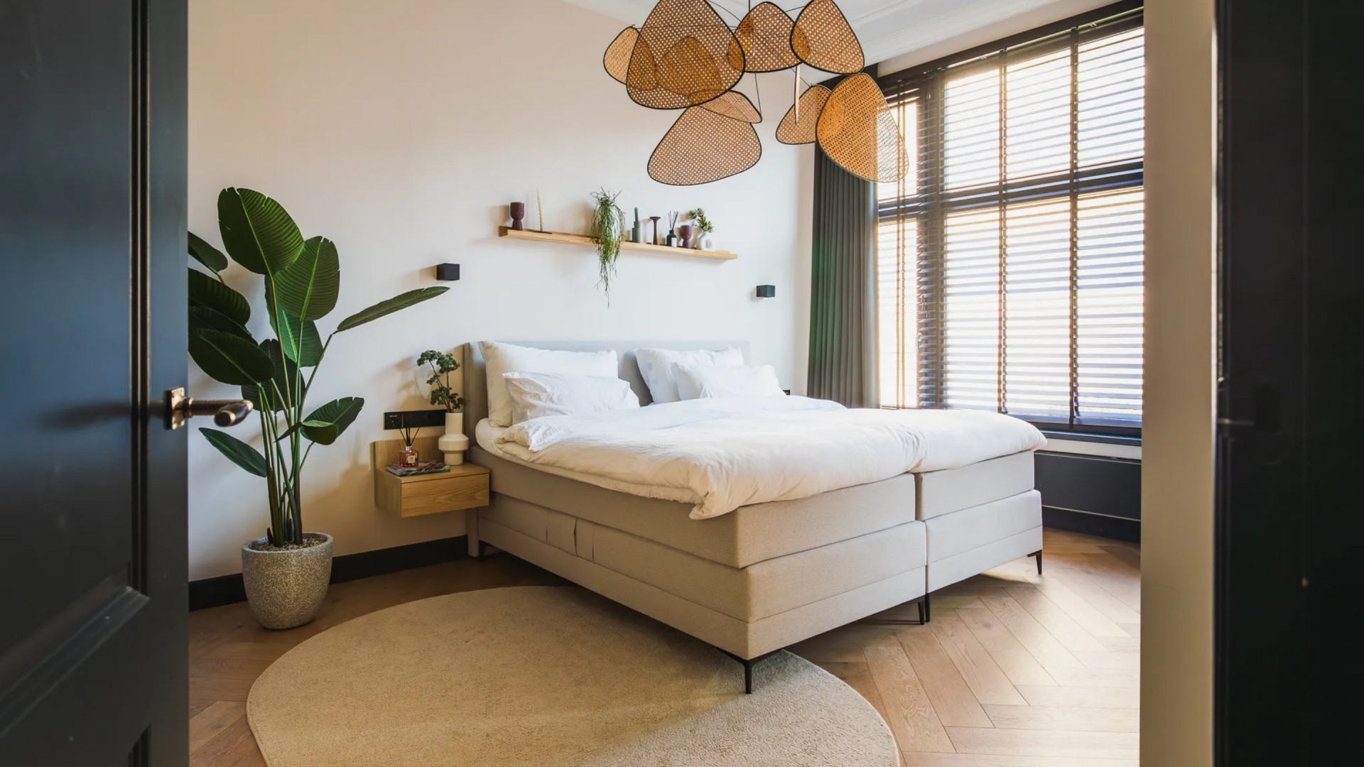 TV-presentatrice Shelly Sterk zet haar Haagse droomwoning te koop. Kijk binnen 5