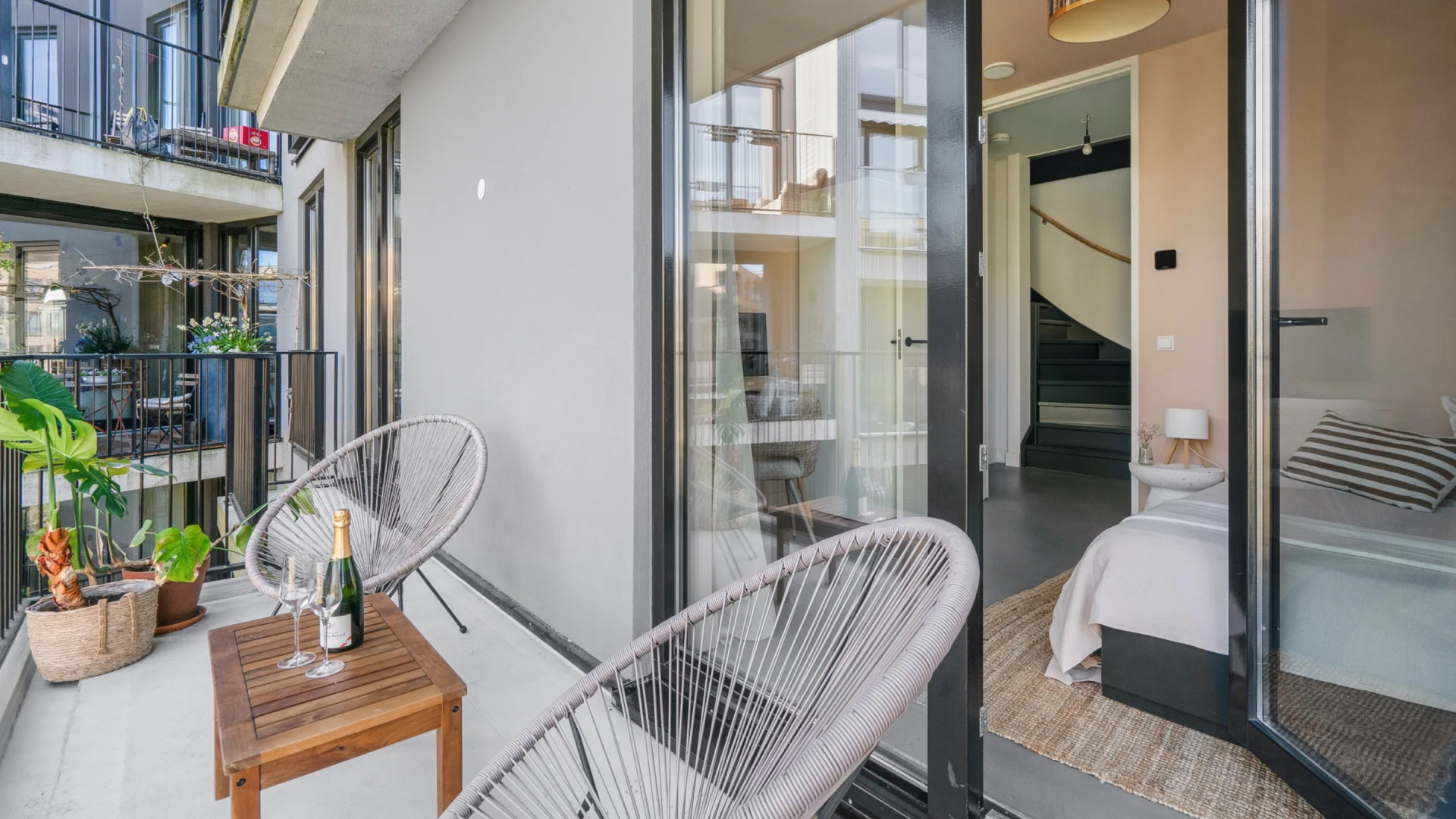 Gooische Vrouwen-actrice Susan Visser geeft forse korting op haar woning met dakterras. Zie foto’s 7