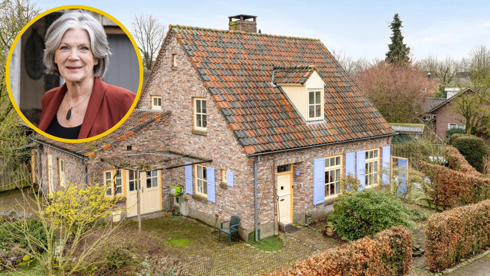 Troubadour-zangeres Lenny Kuhr zet om zeer trieste reden haar Hans en Grietje woning te koop. Zie foto’s
