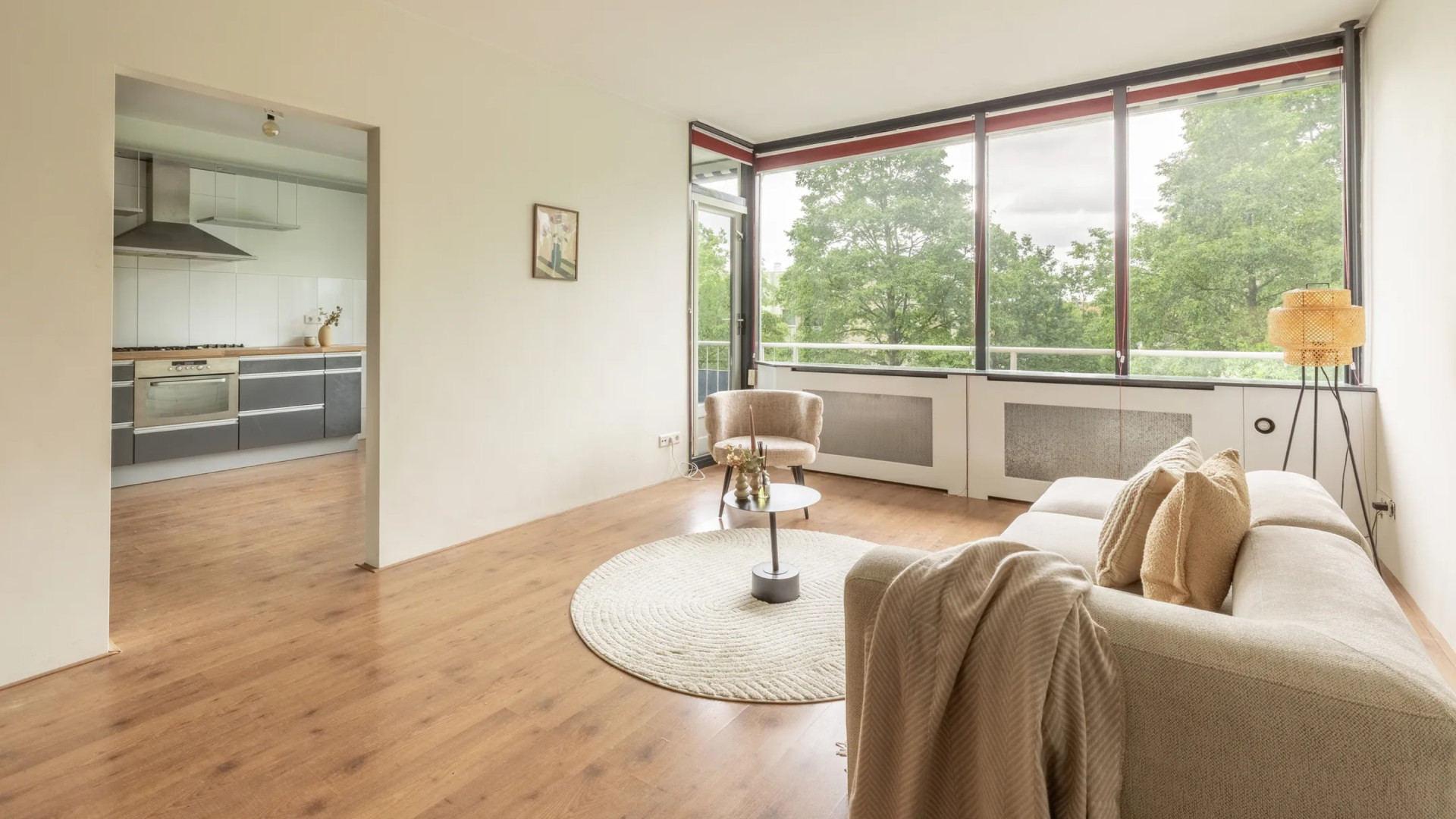 Eelko van Kooten en Olcay Gulsen zetten appartement in Hilversum te koop. Zie beelden 3