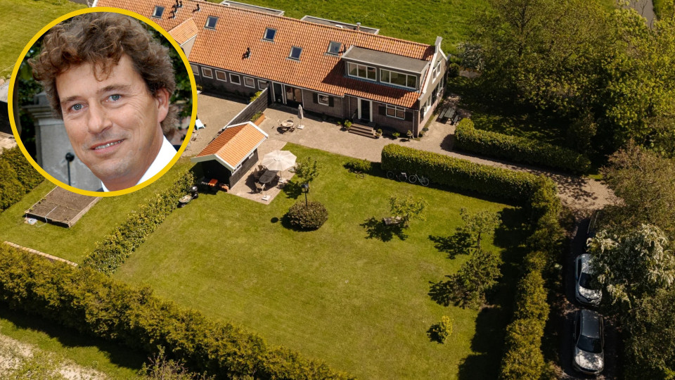 Voormalig tv presentator Marc Klein Essink zet zijn boerderij te koop. Zie de beelden.