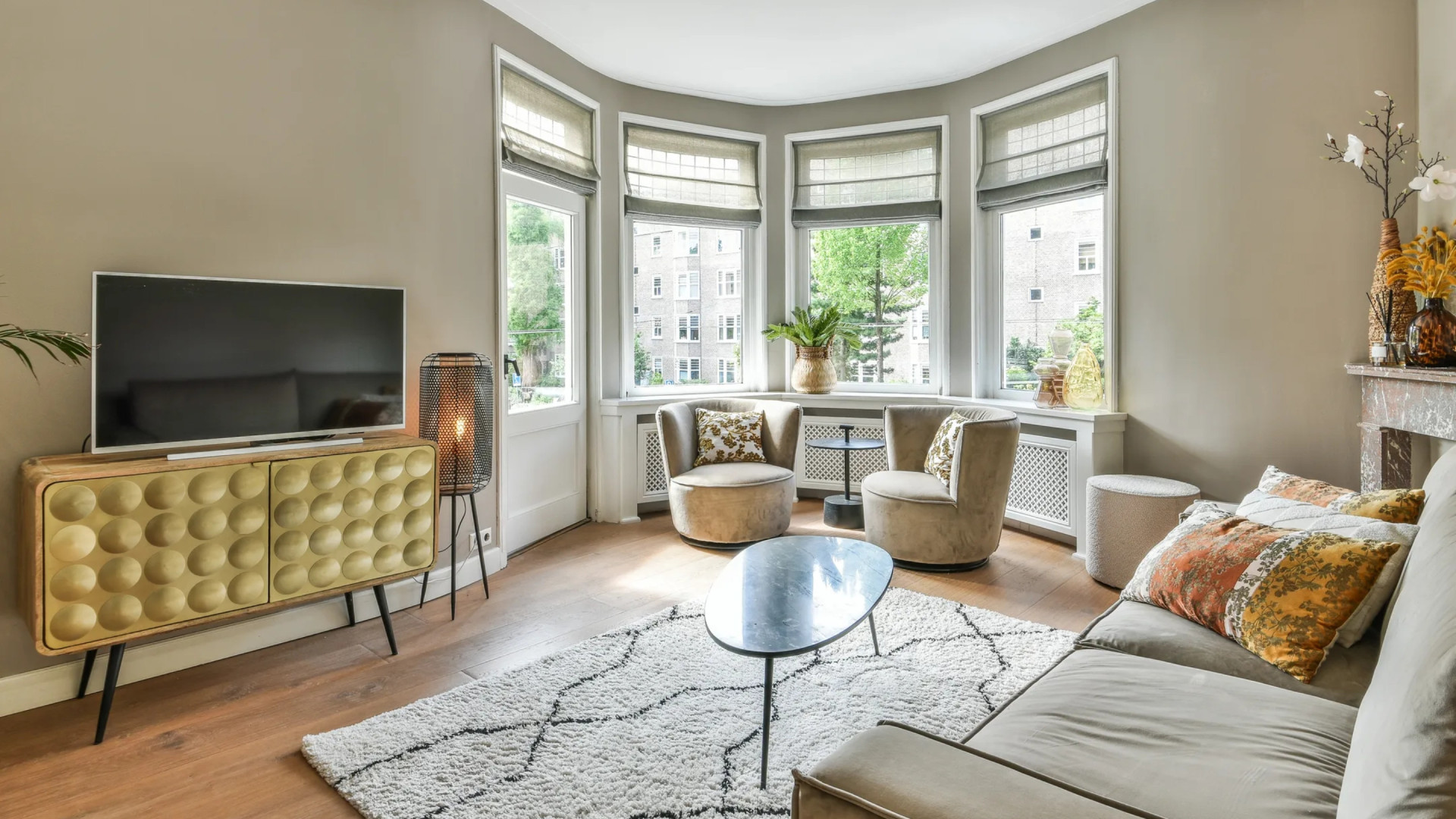 Dionne Stax zet haar appartement in Amsterdam Oud Zuid te koop. Zie foto’s 2