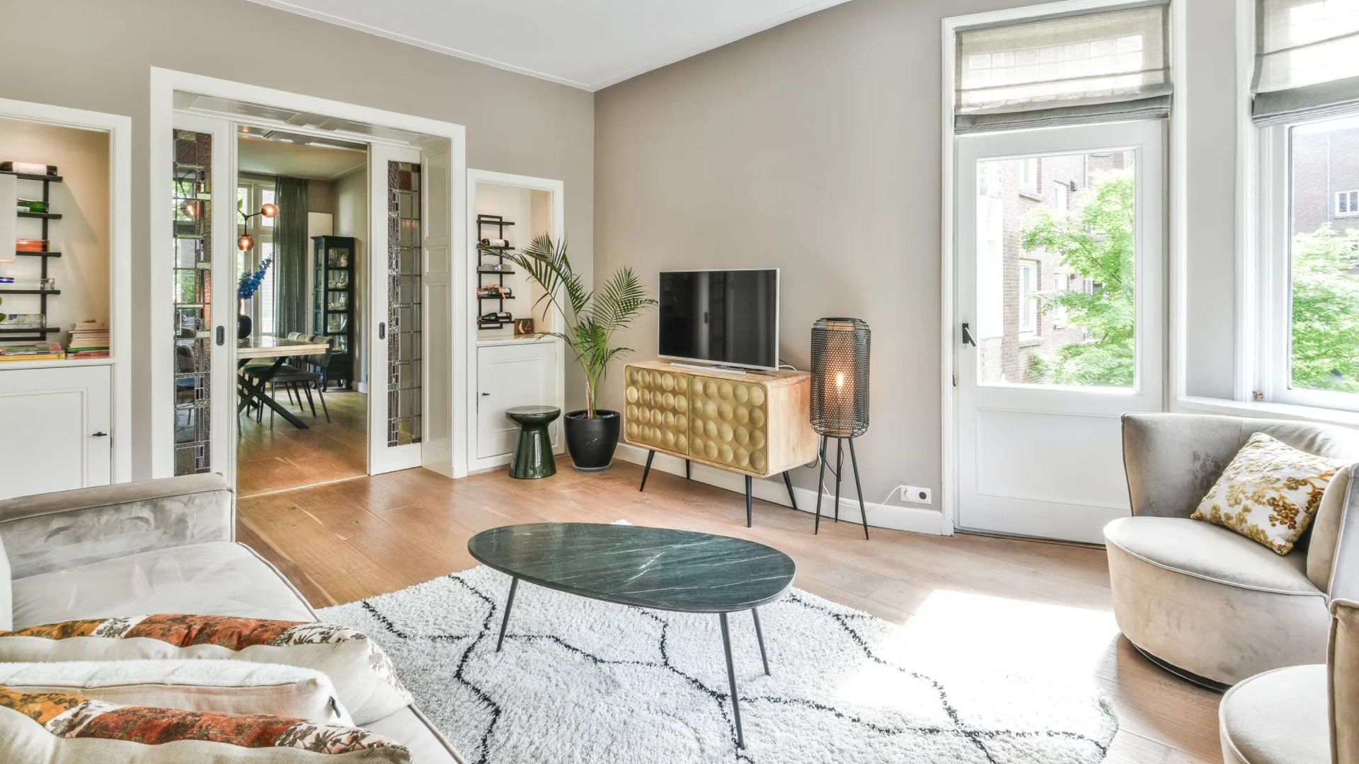 Dionne Stax zet haar appartement in Amsterdam Oud Zuid te koop. Zie foto’s 3
