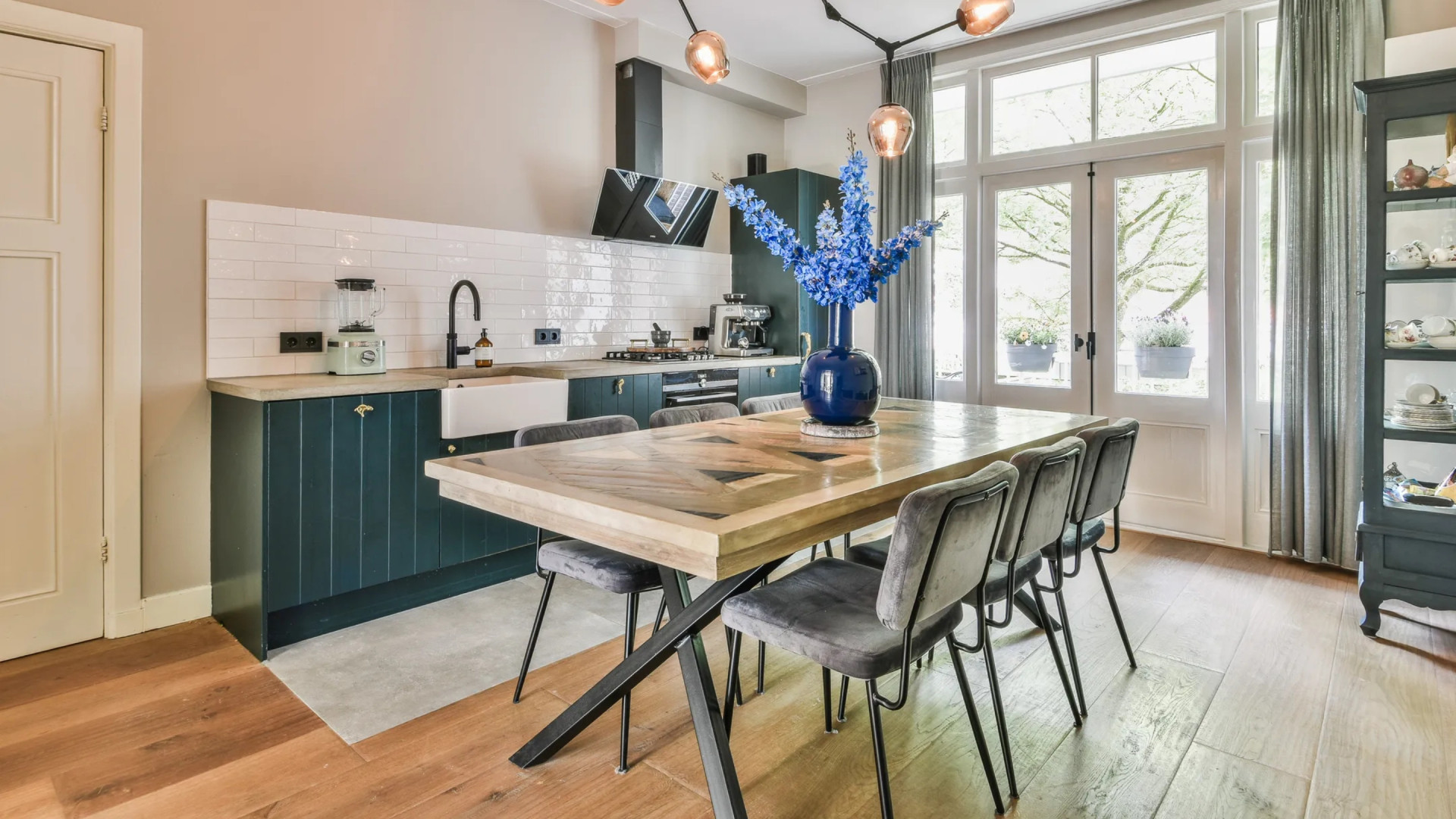 Dionne Stax zet haar appartement in Amsterdam Oud Zuid te koop. Zie foto’s 4