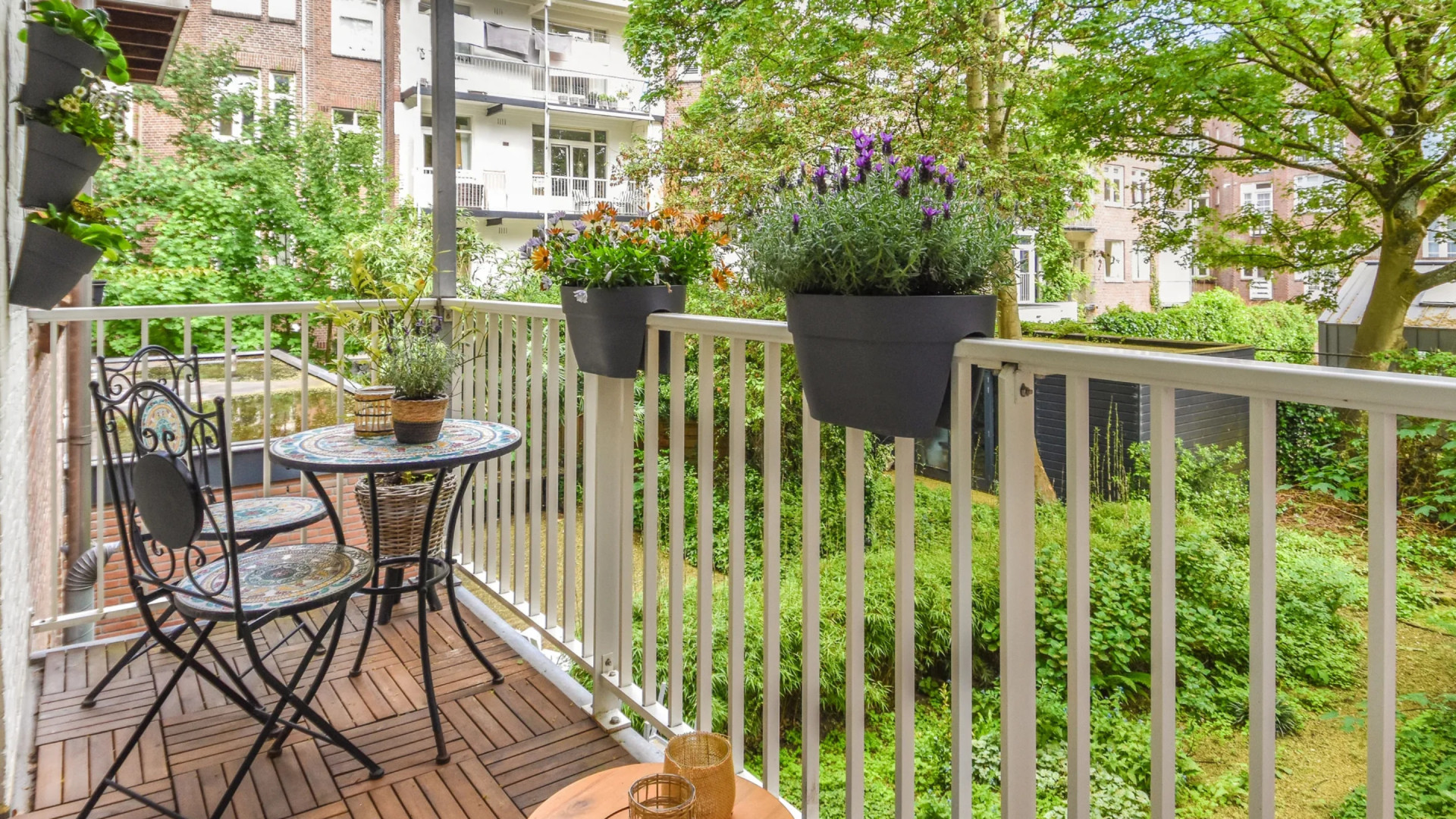 Dionne Stax zet haar appartement in Amsterdam Oud Zuid te koop. Zie foto’s 9