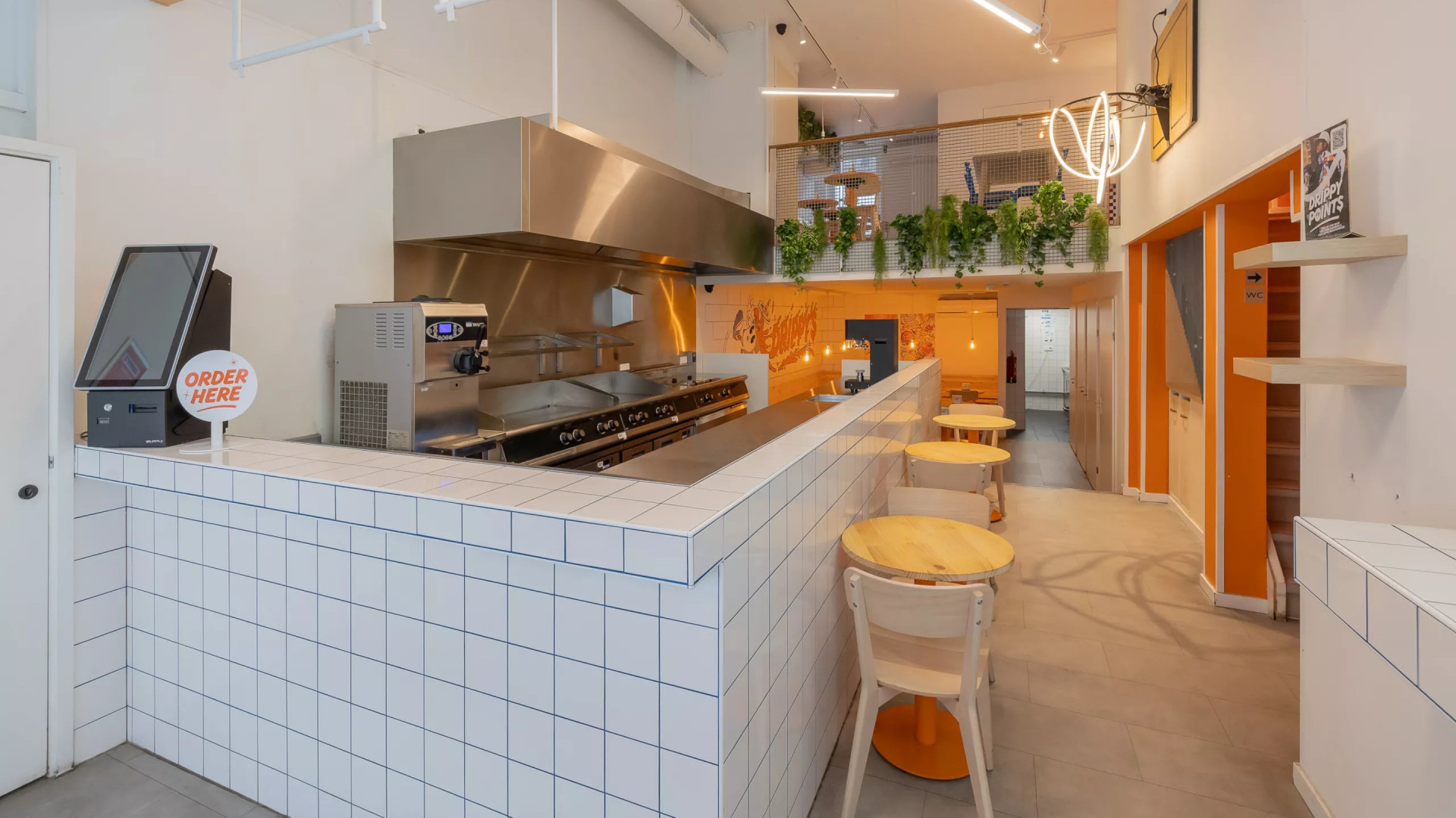 Kaj Gorgels zet tot zijn verdriet zijn smashburgerzaak in Rotterdam te huur. Zie foto’s 3
