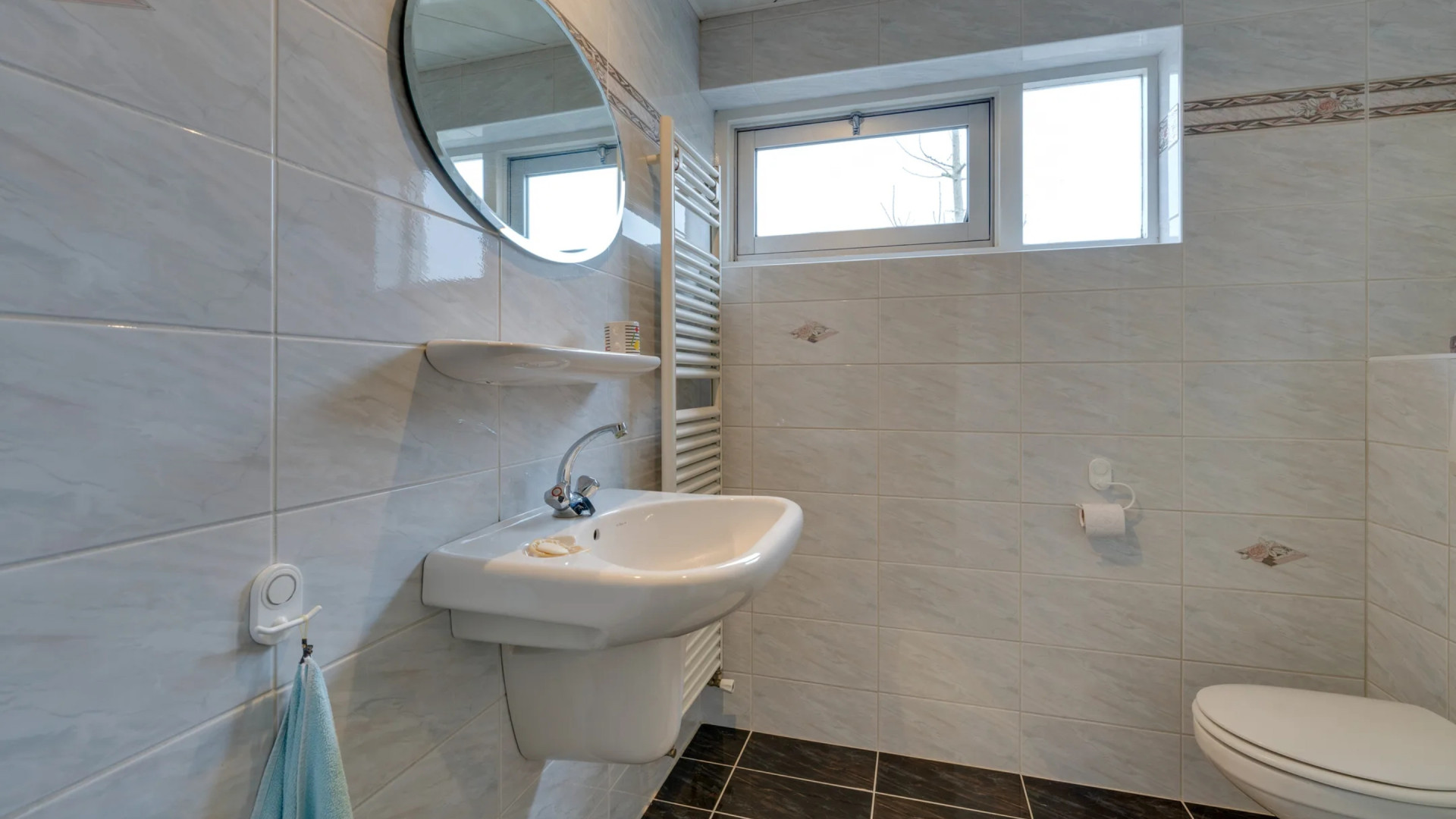 Vermeende minnares Jan Smit koopt woning pal naast Jan. Zie foto's 8