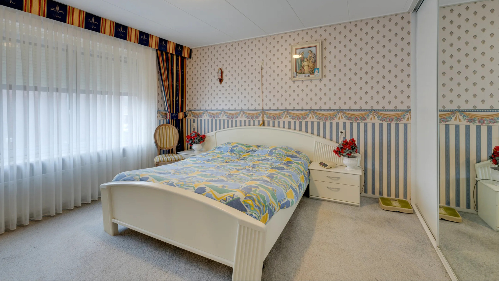 Dit is de woning die Jan Smit voor Liza en de kinderen heeft gekocht. Zie foto's 7