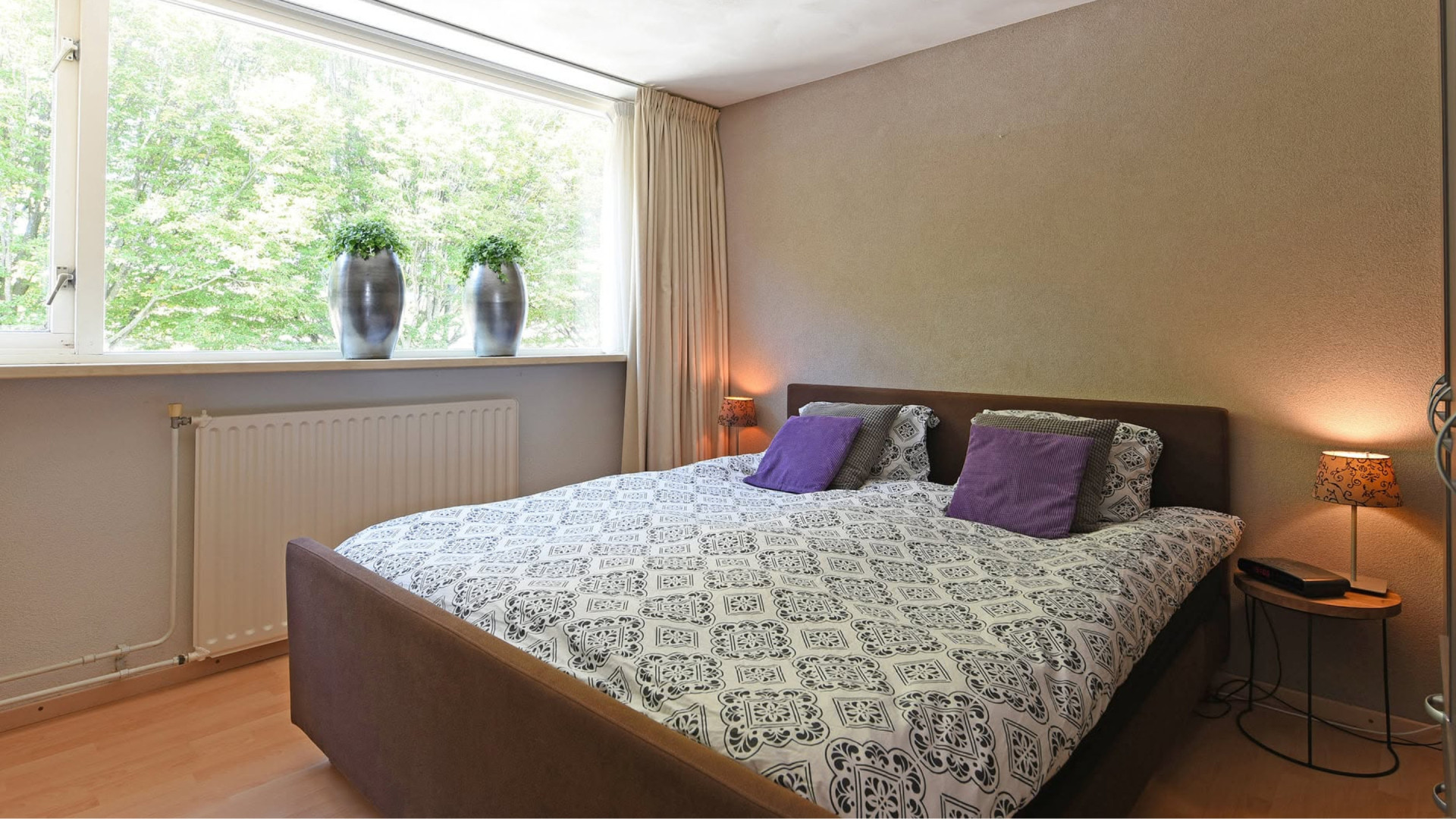 Zo woont bokser Gradus Kraus, de knock-out machine. Zie foto's 8