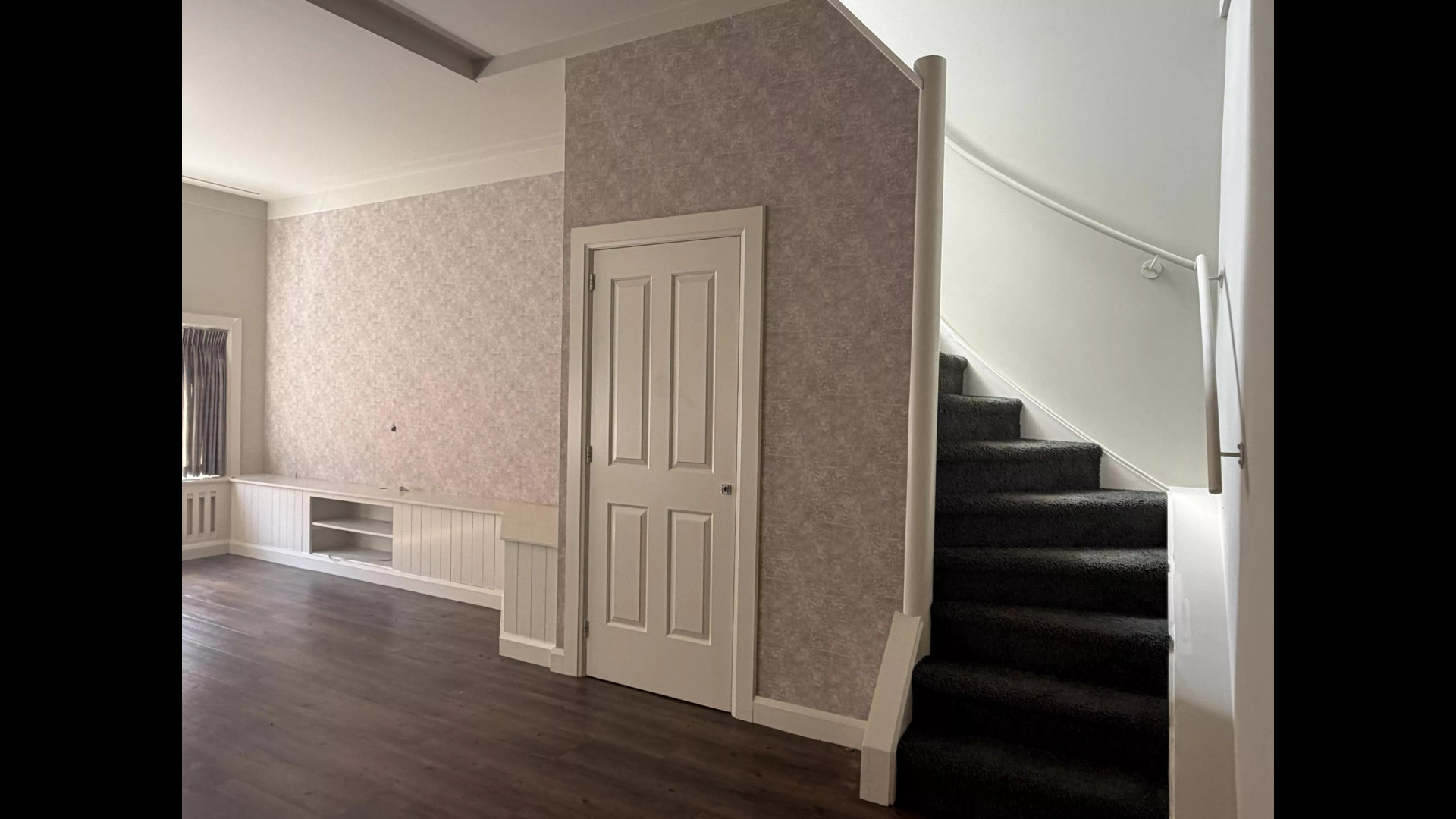 Eelko van Kooten en Olcay Gulsen zetten hun knusse Hilversumse woning te huur. Zie foto’s 5