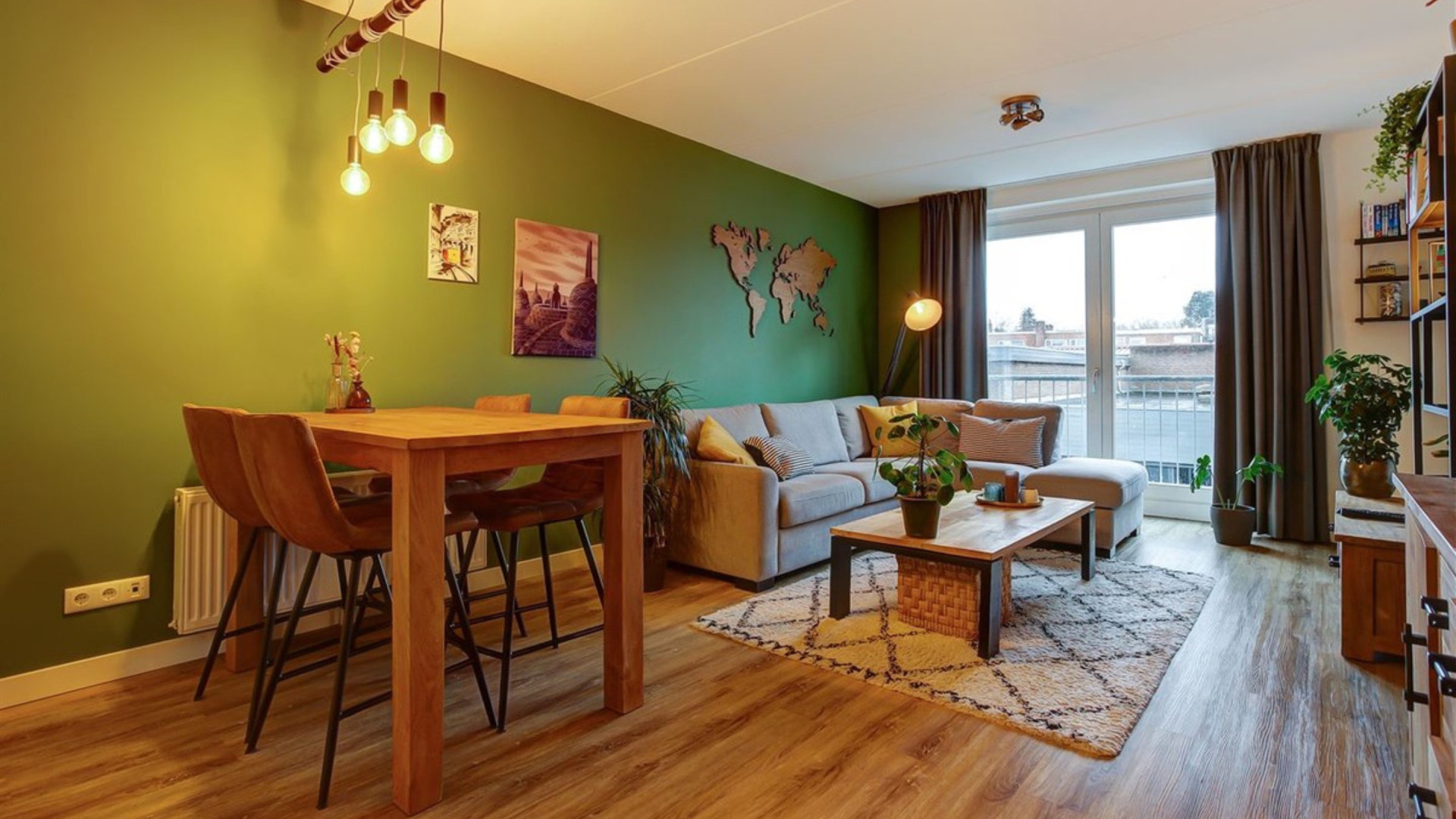 Binnenkijken in de woning van de vrouw van Wilfred Genee nu zij hem heeft verlaten. Zie foto's 4