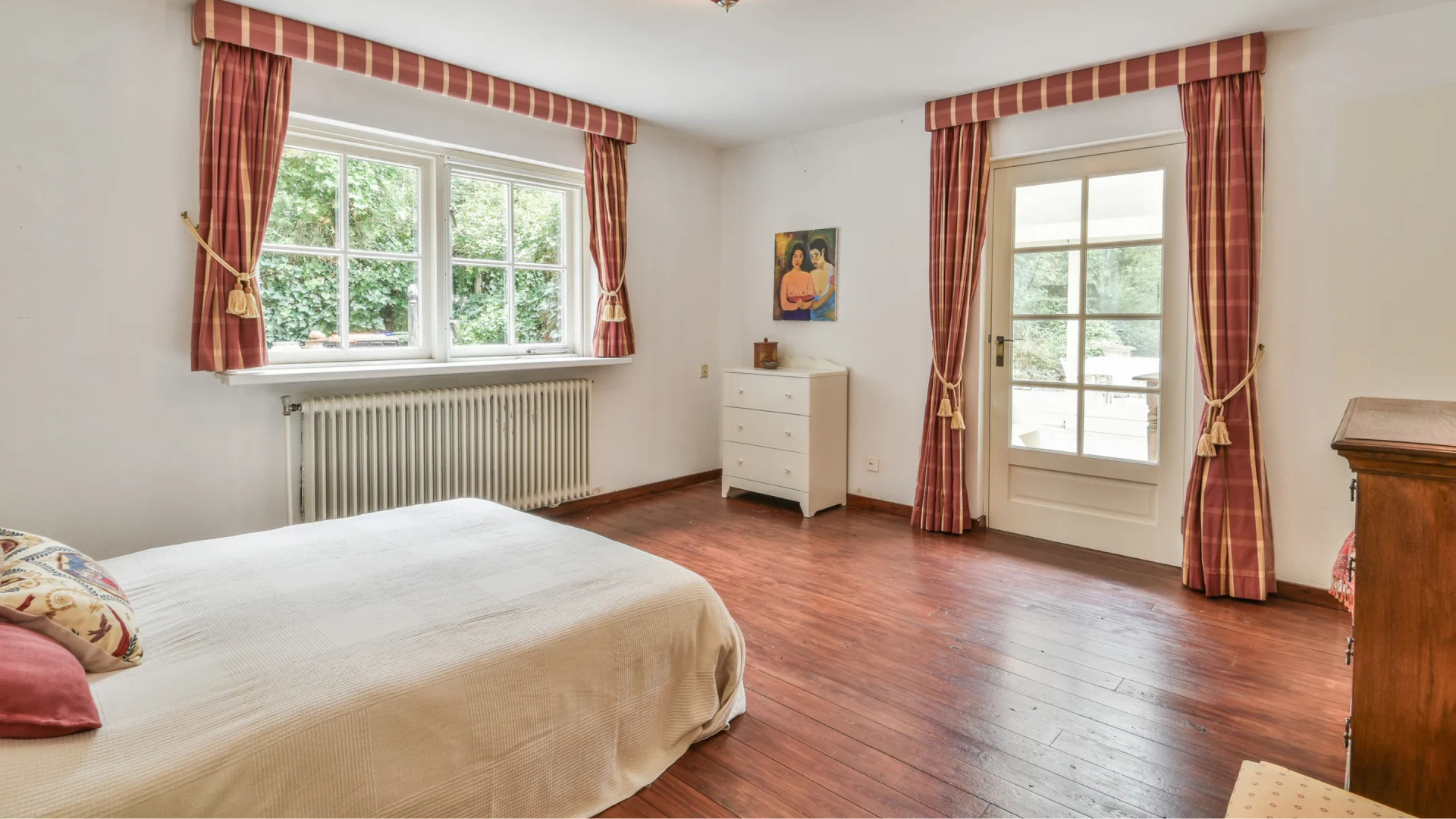 In deze villa woonde Jerney Kaagman tot het einde. Kijk hier binnen 8