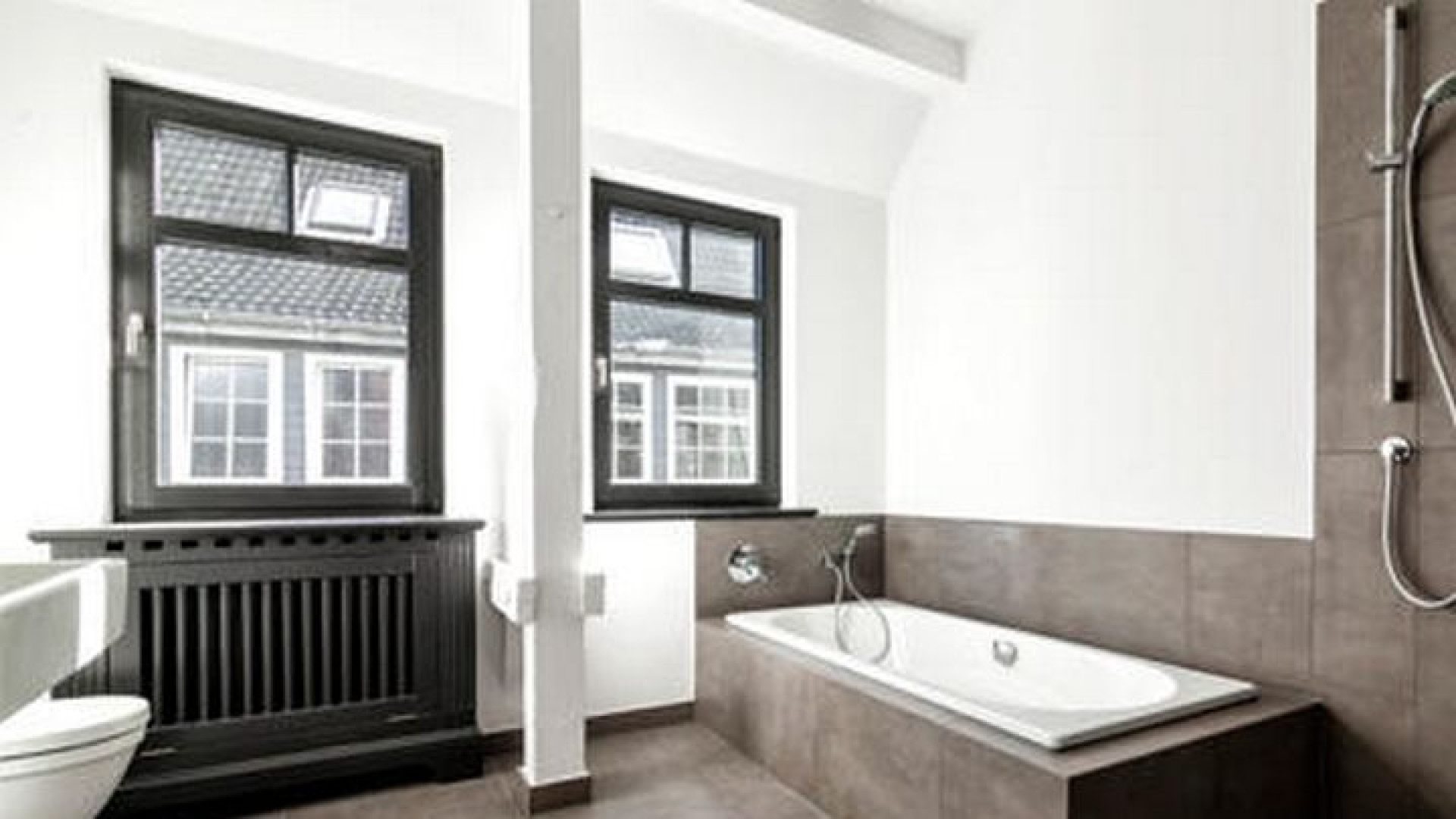 Dit is het nieuwe appartement van Rafael van der Vaart in Hamburg! 5