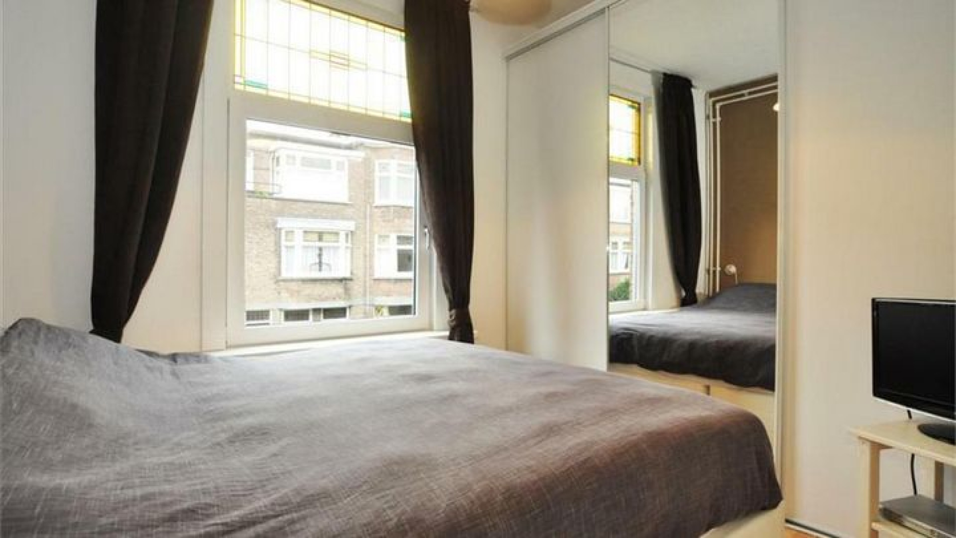 Golden Earring drummer Cesar Zuiderwijk koopt appartement in Den Haag! 11