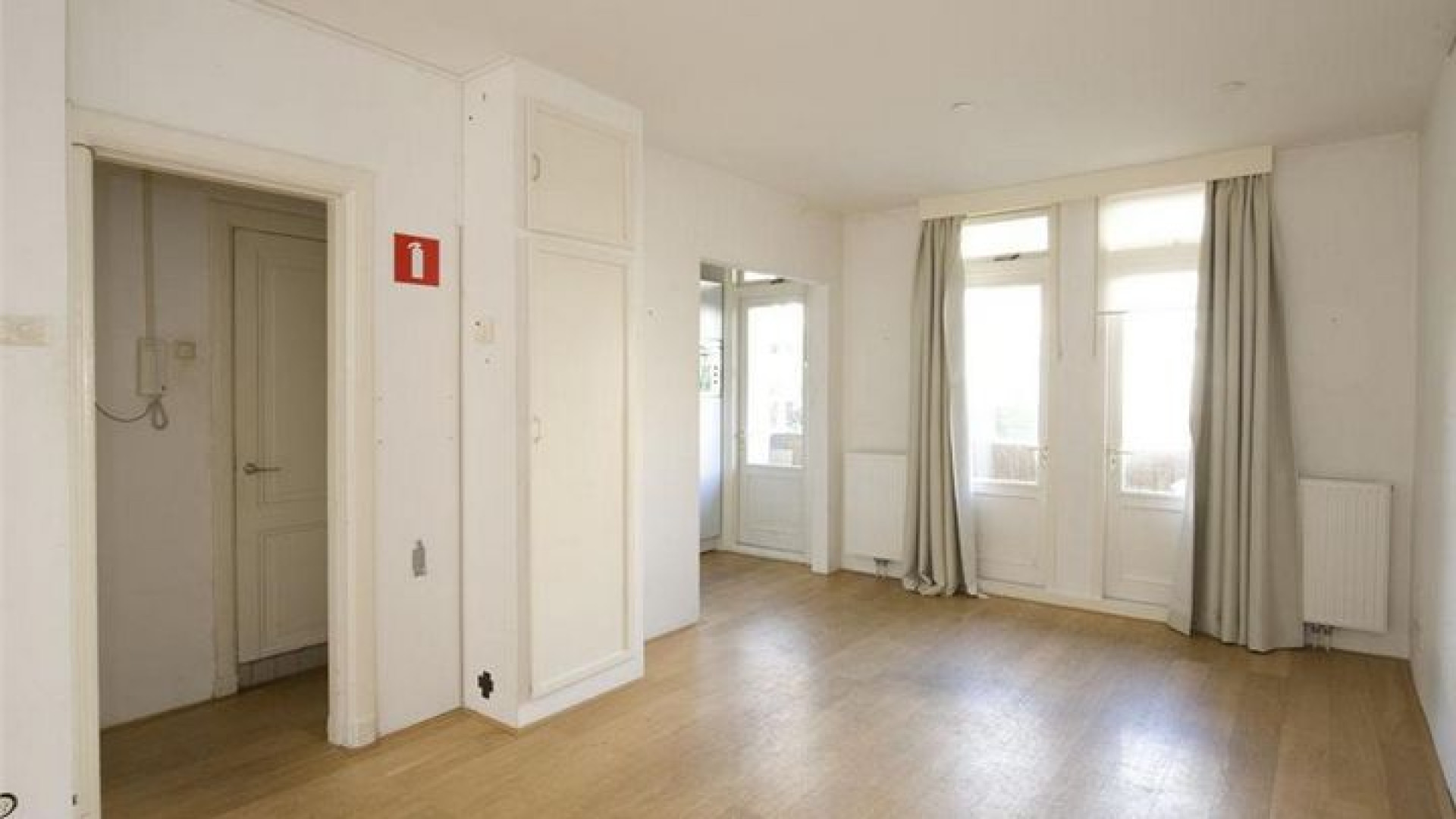Peter van der Vorst zet zijn appartement in de Amsterdamse Pijp te koop! 4