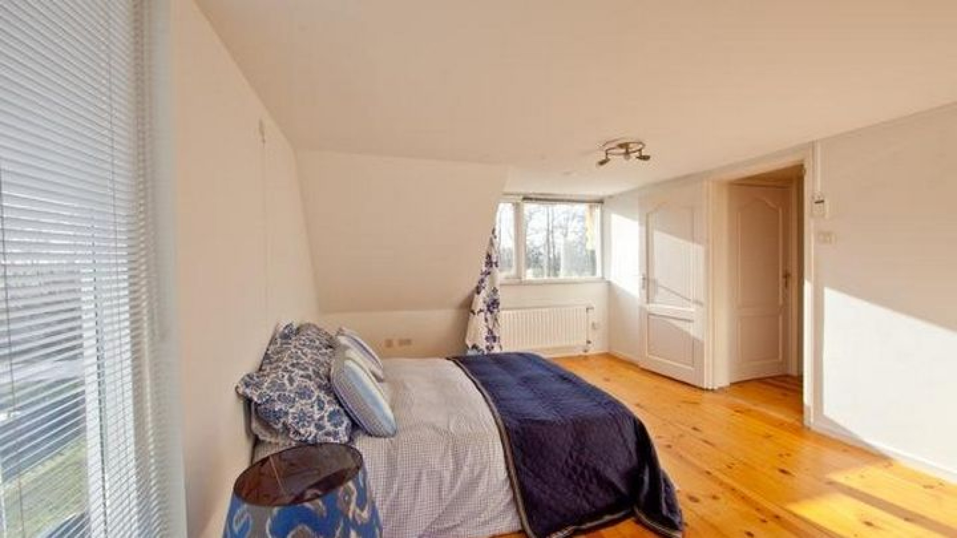 Karin Bloemen zet haar knusse huis te huur. Zie foto's 11