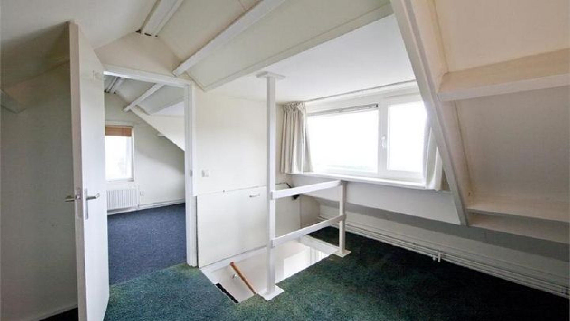 Karin Bloemen zet haar knusse huis te huur. Zie foto's 22