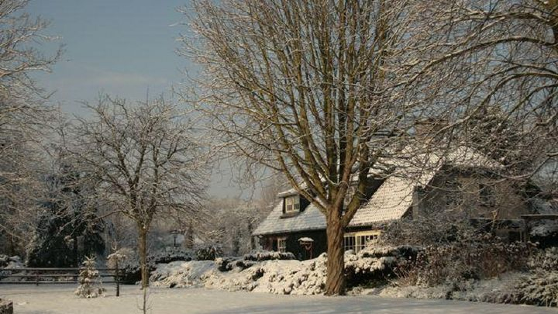 Vraagprijs villa Henny Huisman keldert met meer dan half miljoen! 30