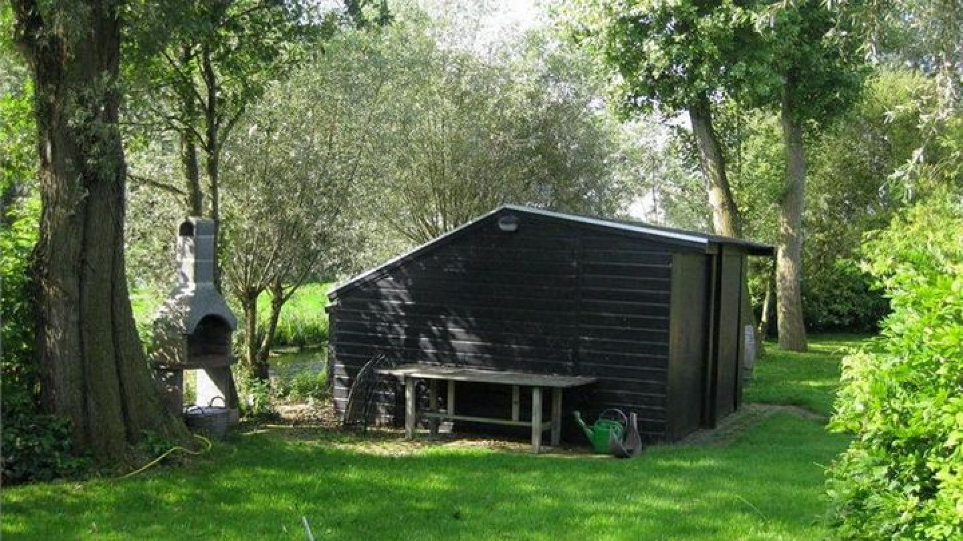 Ruth Jacott zet haar schitterende woonboerderij te huur. Zie foto's 21