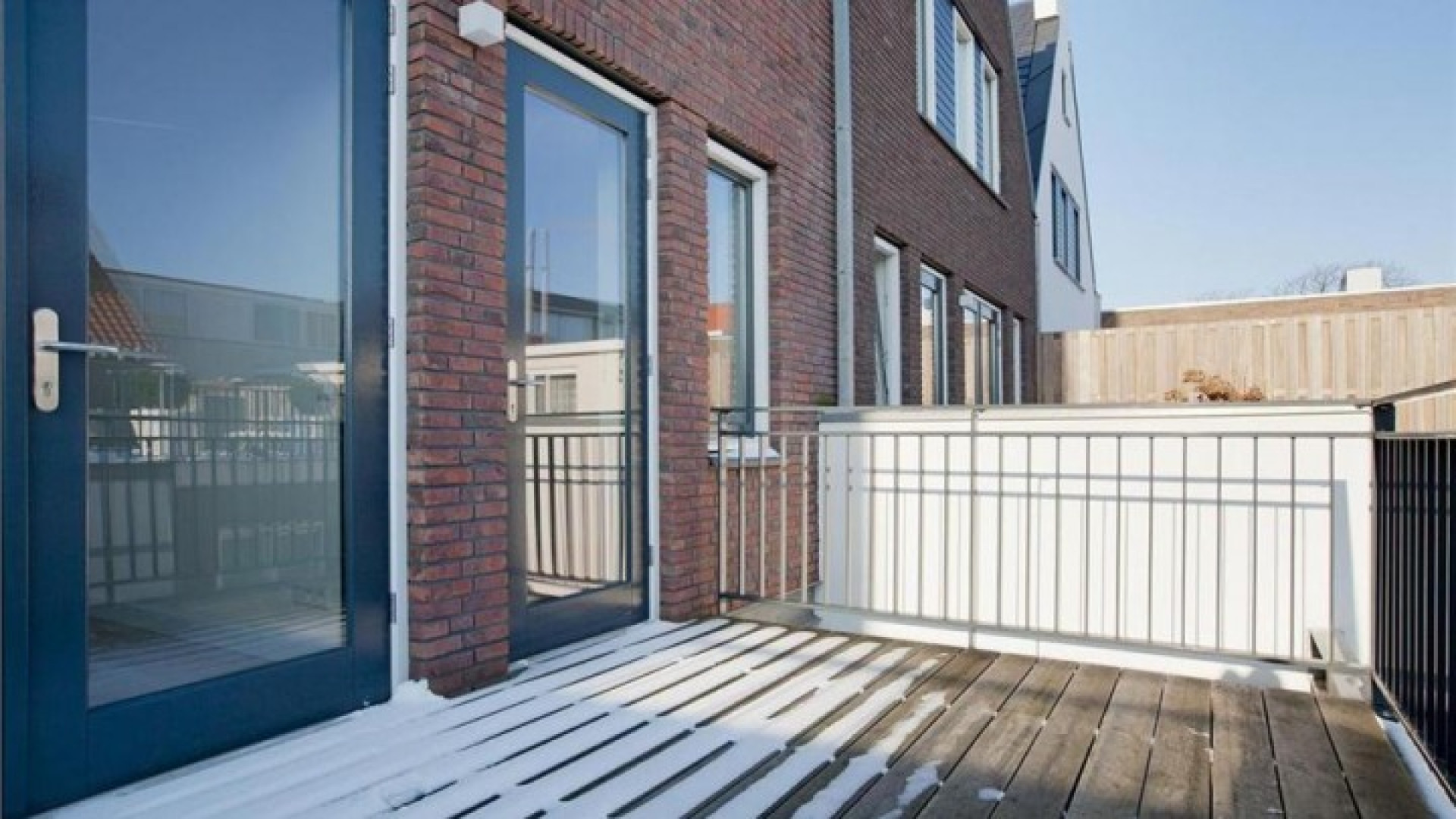 Aankoop appartement bewijs relatiebreuk zus Marco Borsato. Zie de foto's 24