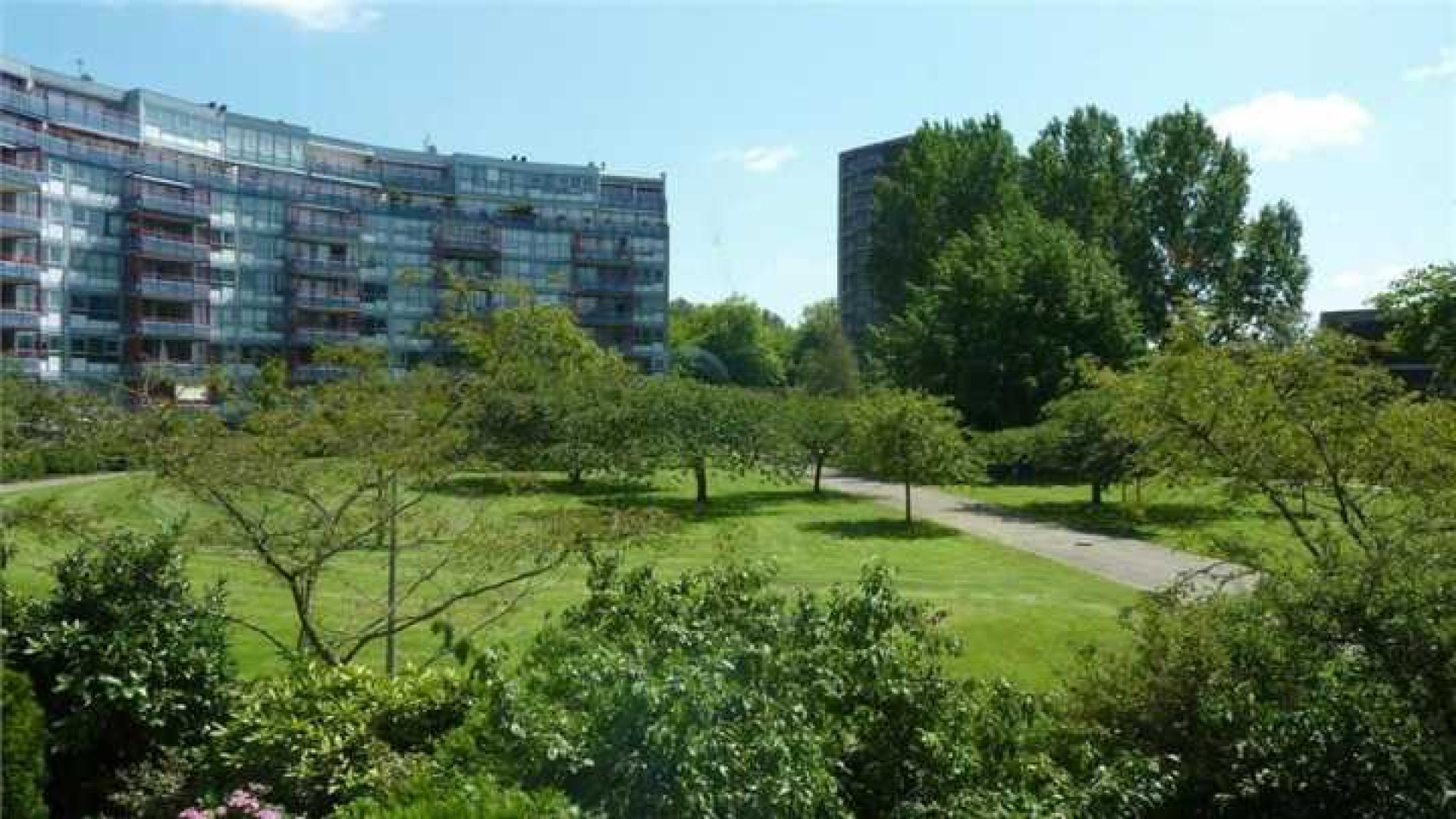 Ruud Gullit verkoopt in alle stilte wederom een appartement. Zie foto's 5