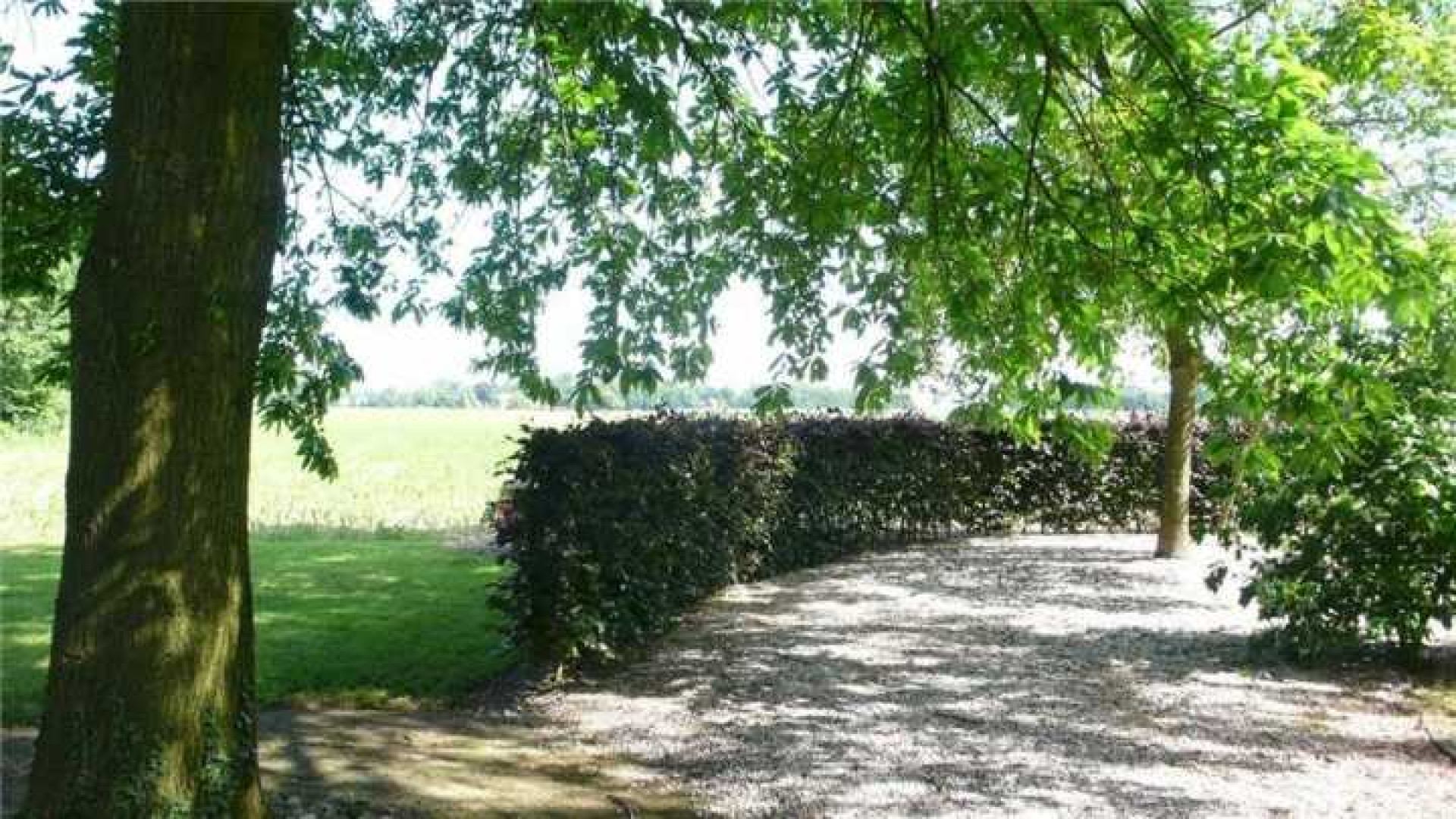 Woonboerderij Emile Ratelband te koop. Zie foto's 18