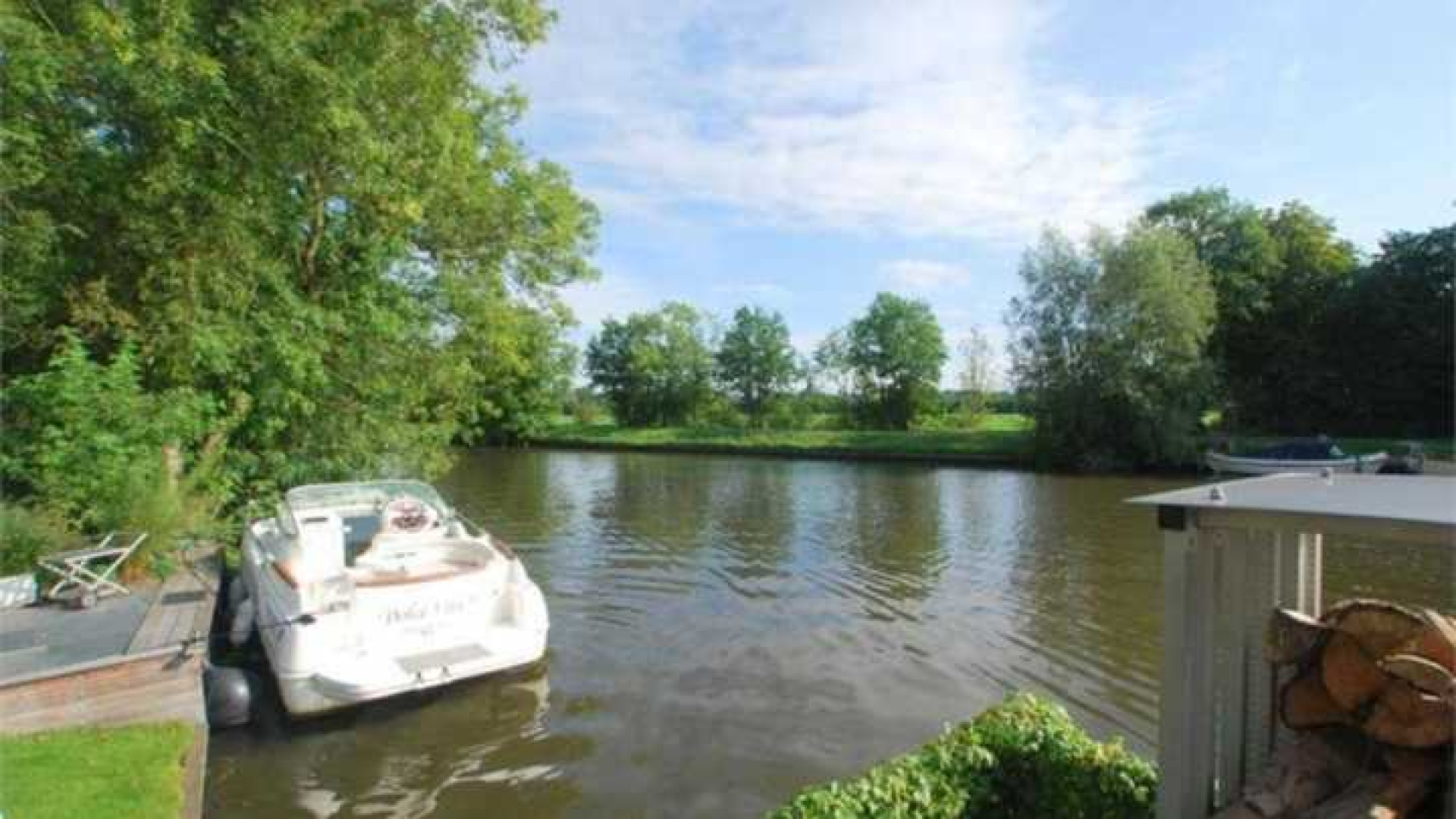 Milika Peterzon en ex vriend Jurgen verlagen vraagprijs landhuis met meer dan 10%. Zie foto's en droom weg!  27