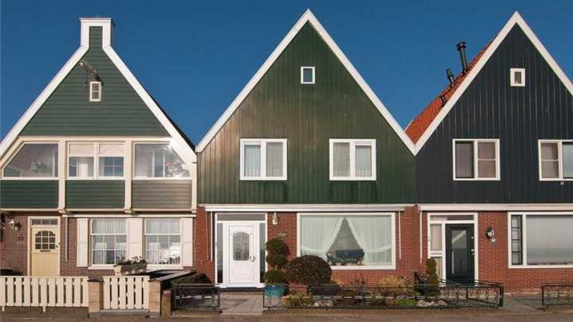 Jan Smit koopt huis in Volendam op super lokatie. Zie foto's  1