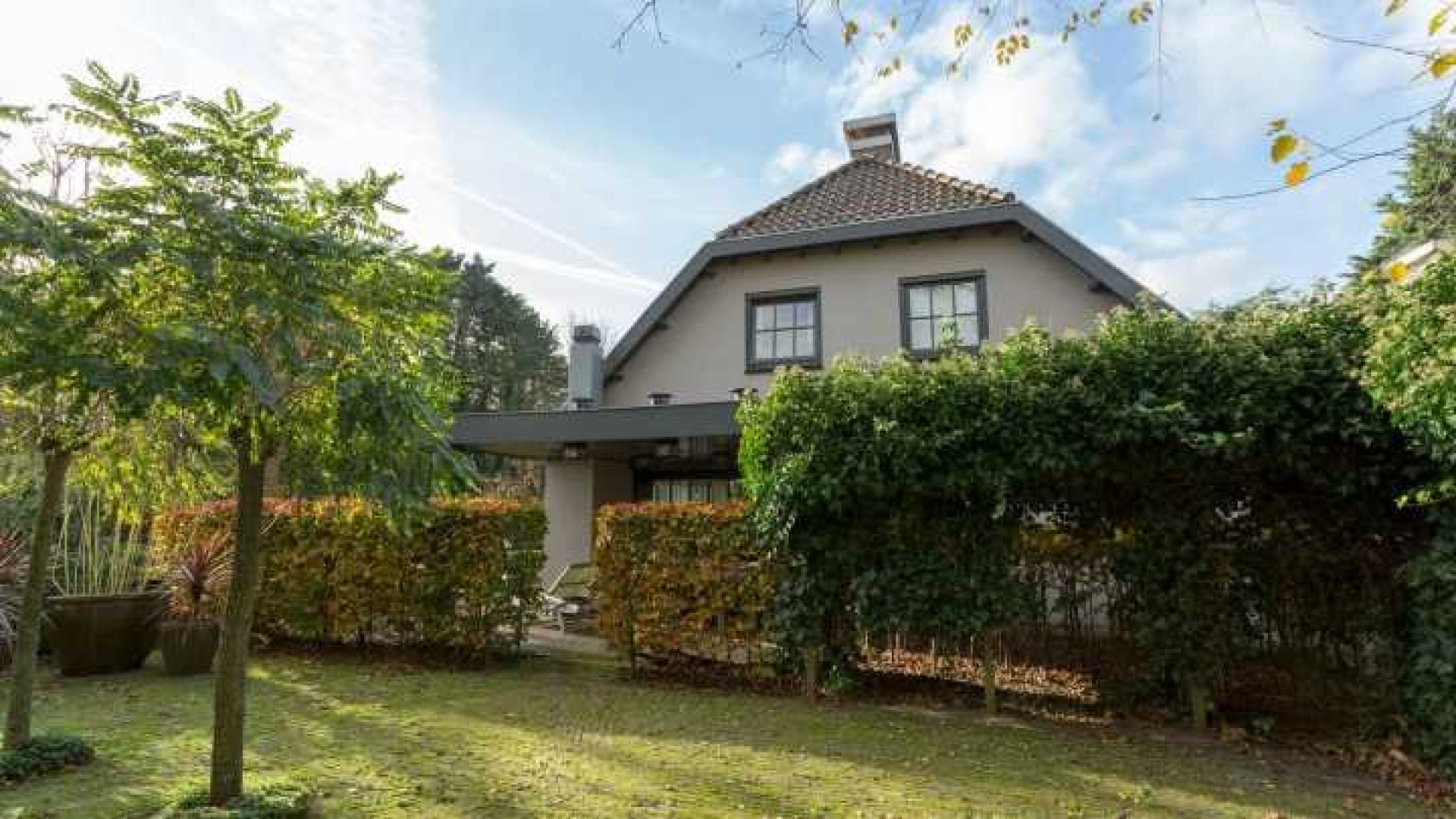 Henny Huisman verkoopt zijn villa zwaar onder de vraagprijs. Zie foto's 38