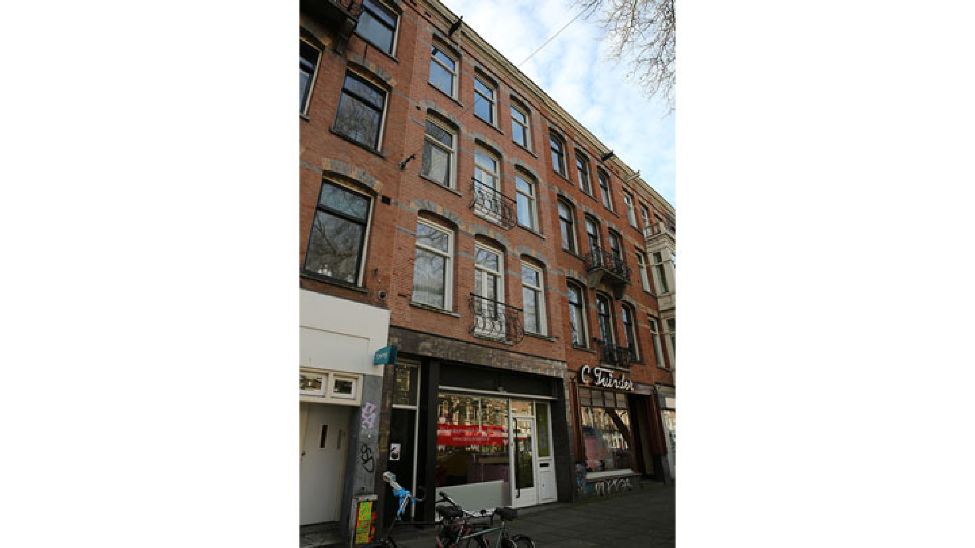 Dit is Amsterdamse huis regisseur beste film 2013. Zie foto's 5