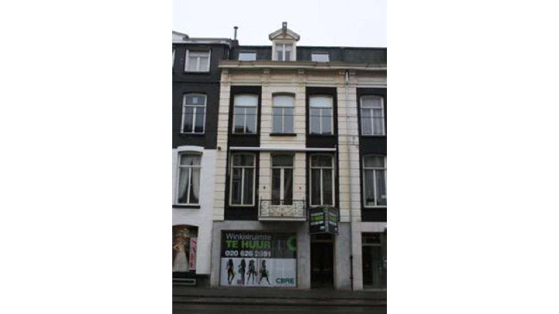 Voice of Holland jurylid Trijntje Oosterhuis zet haar appartement te huur. 1