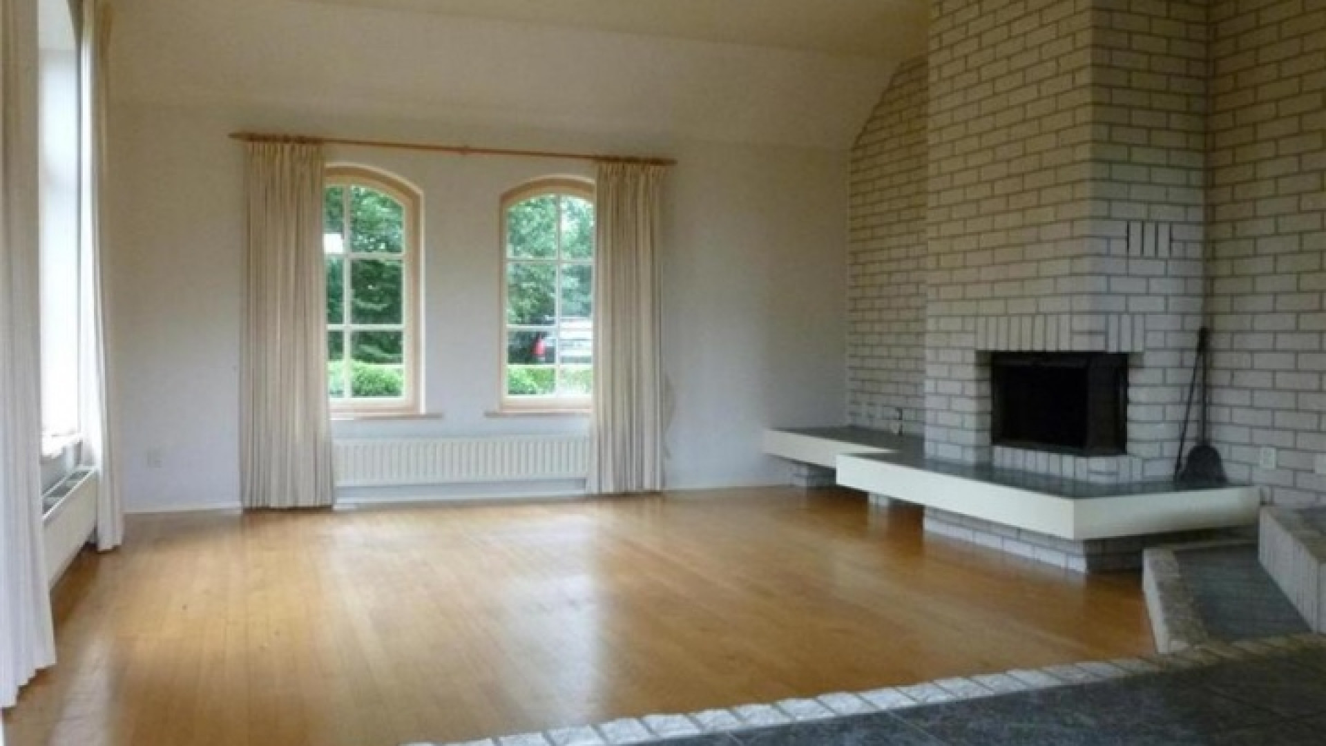 Onbegrijpelijk: deze woning raakt Doutzen Kroes maar niet kwijt! 2