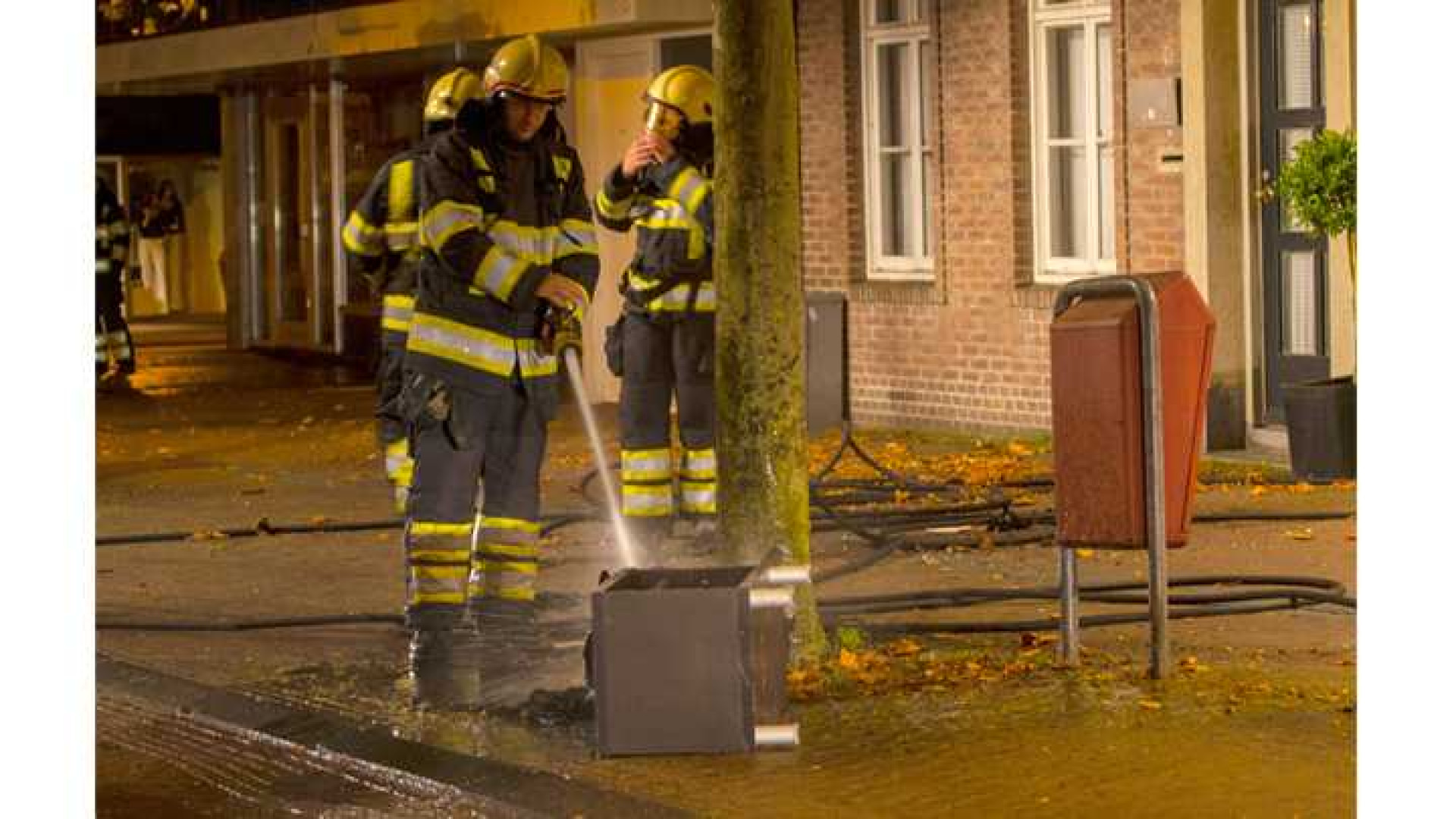 Schuldeisers leggen beslag op huis van failliete Geert Hoes. Zie foto's 4