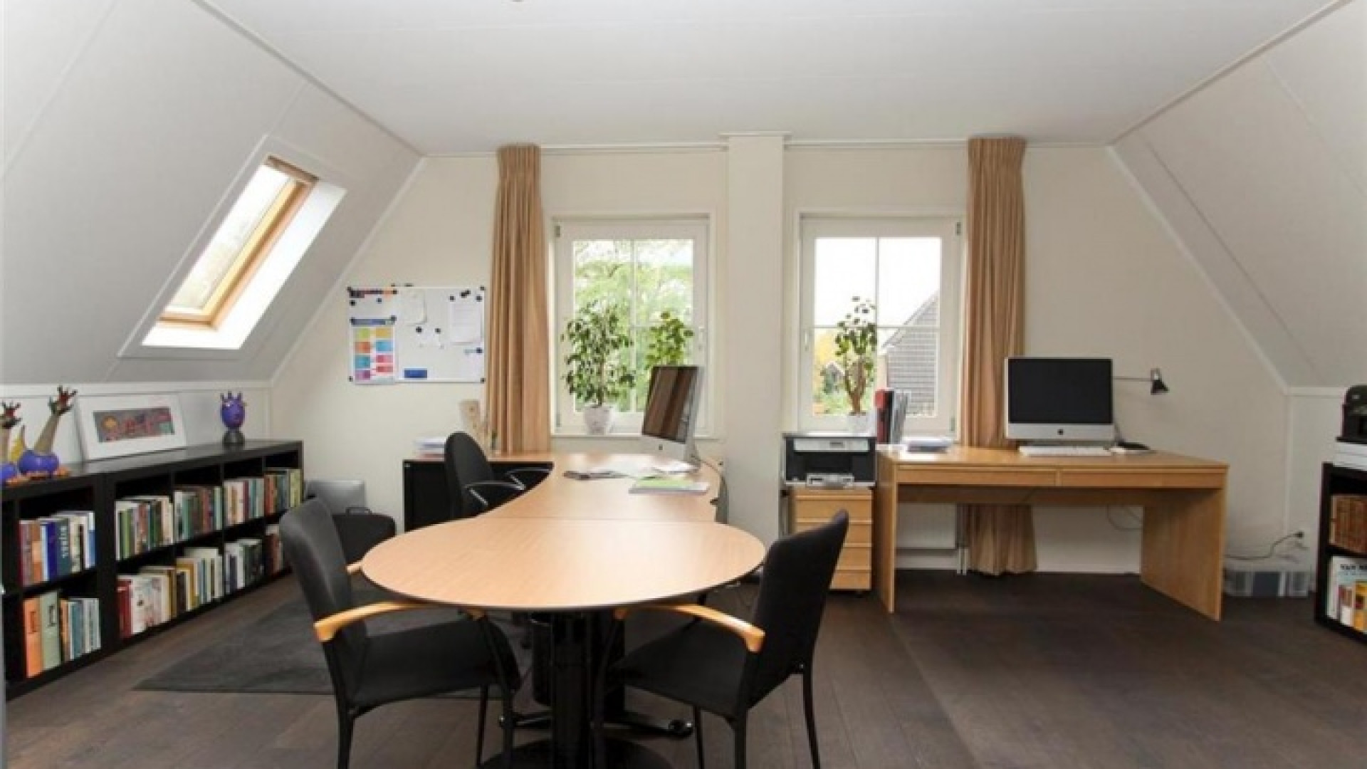 Hier blies zanger Rob de Nijs, in het bijzijn van zijn dierbaren, zijn laatste adem uit . Zie foto's 7