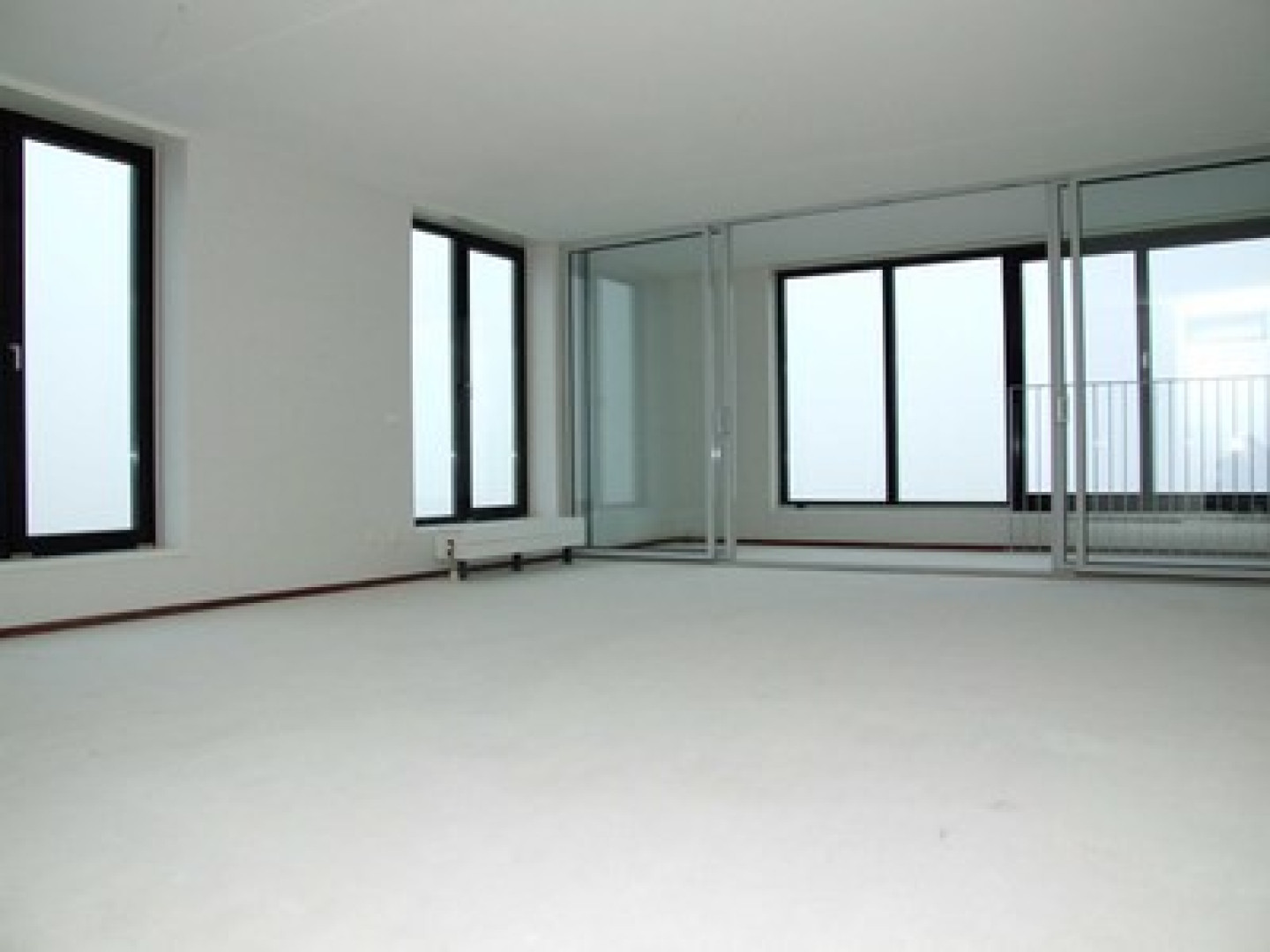 Dit is het appartement dat Leroy Fer heeft gekocht. Zie foto's 1