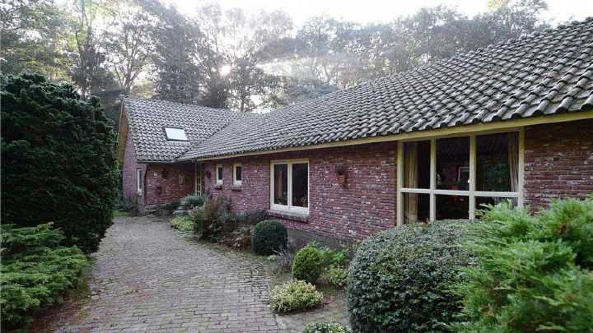John de Mol koopt villa op mooiste plekje van Blaricum. Zie foto's 3