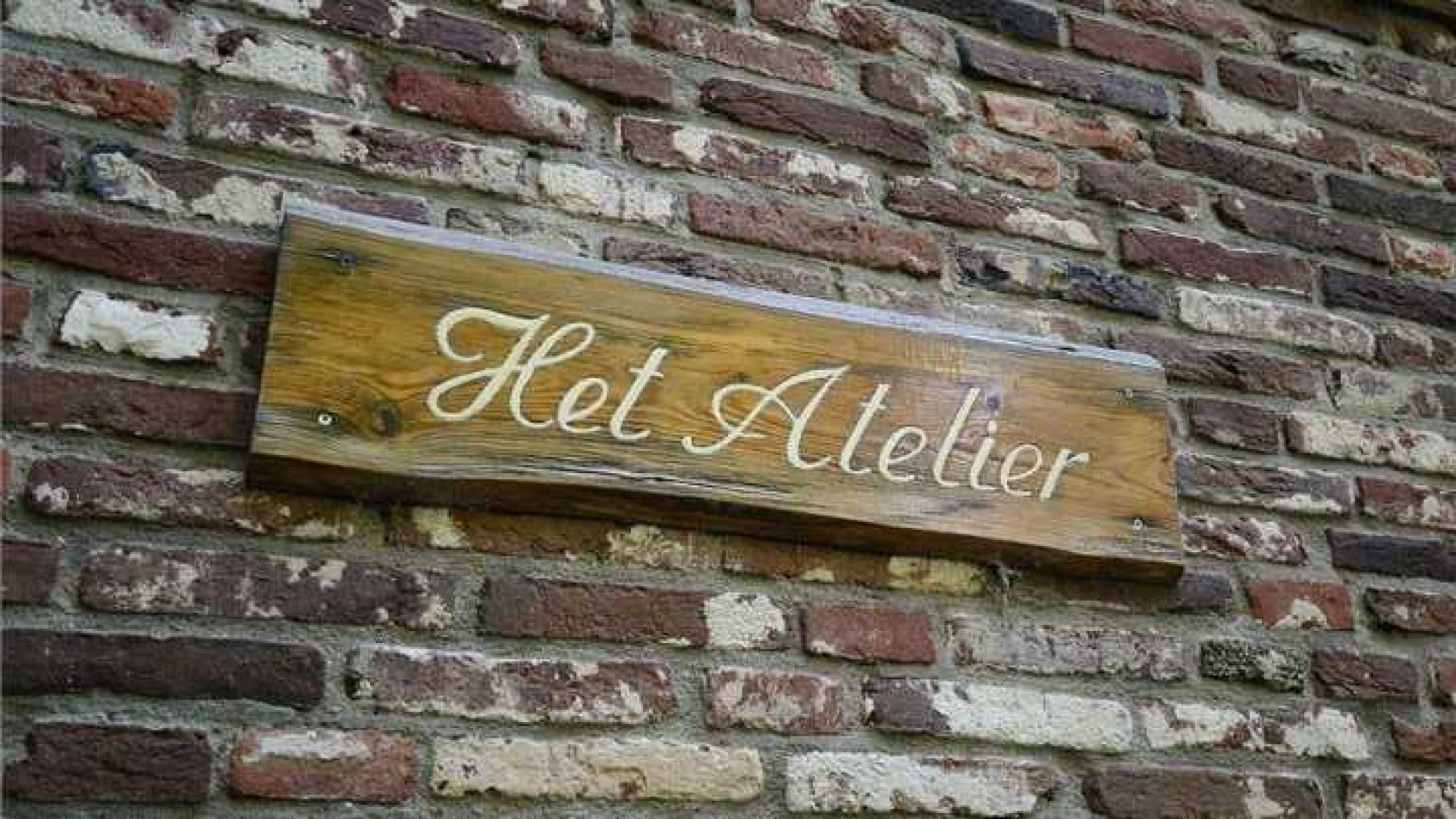 Johnny de Mol jr ruilt Amsterdam in voor Blaricum. Zie foto's 9