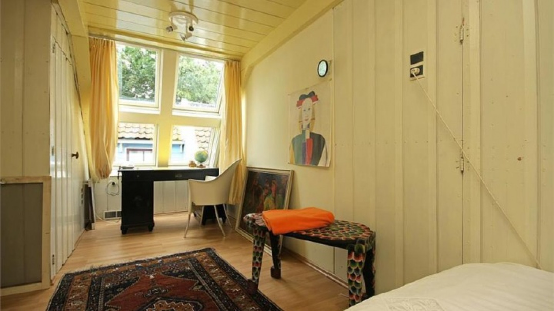 Wilbert Gieske verruilt Amsterdam voor prachtig huurhuis in Broek in Waterland. Zie foto's 12