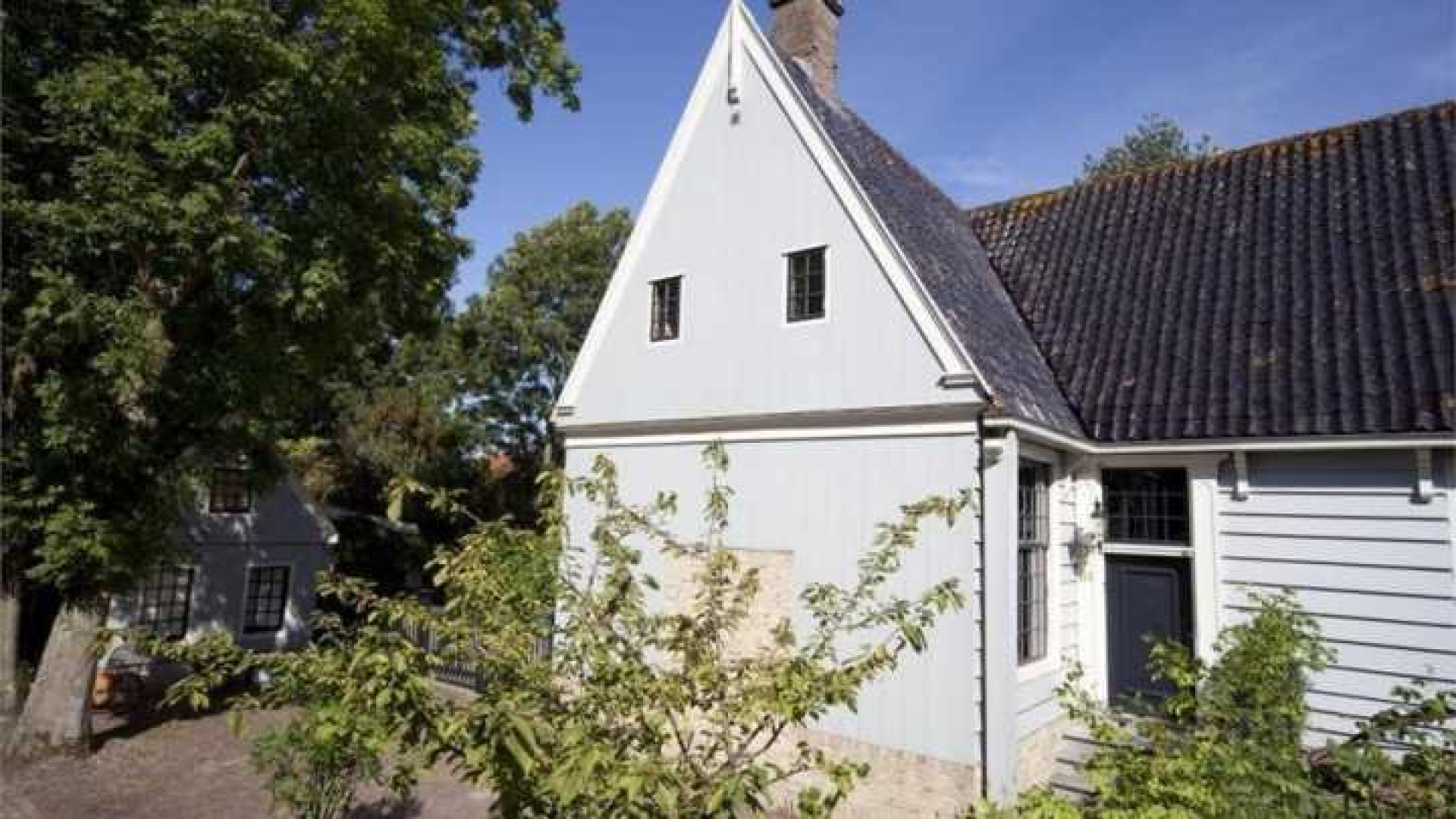 Wilbert Gieske verruilt Amsterdam voor prachtig huurhuis in Broek in Waterland. Zie foto's 19