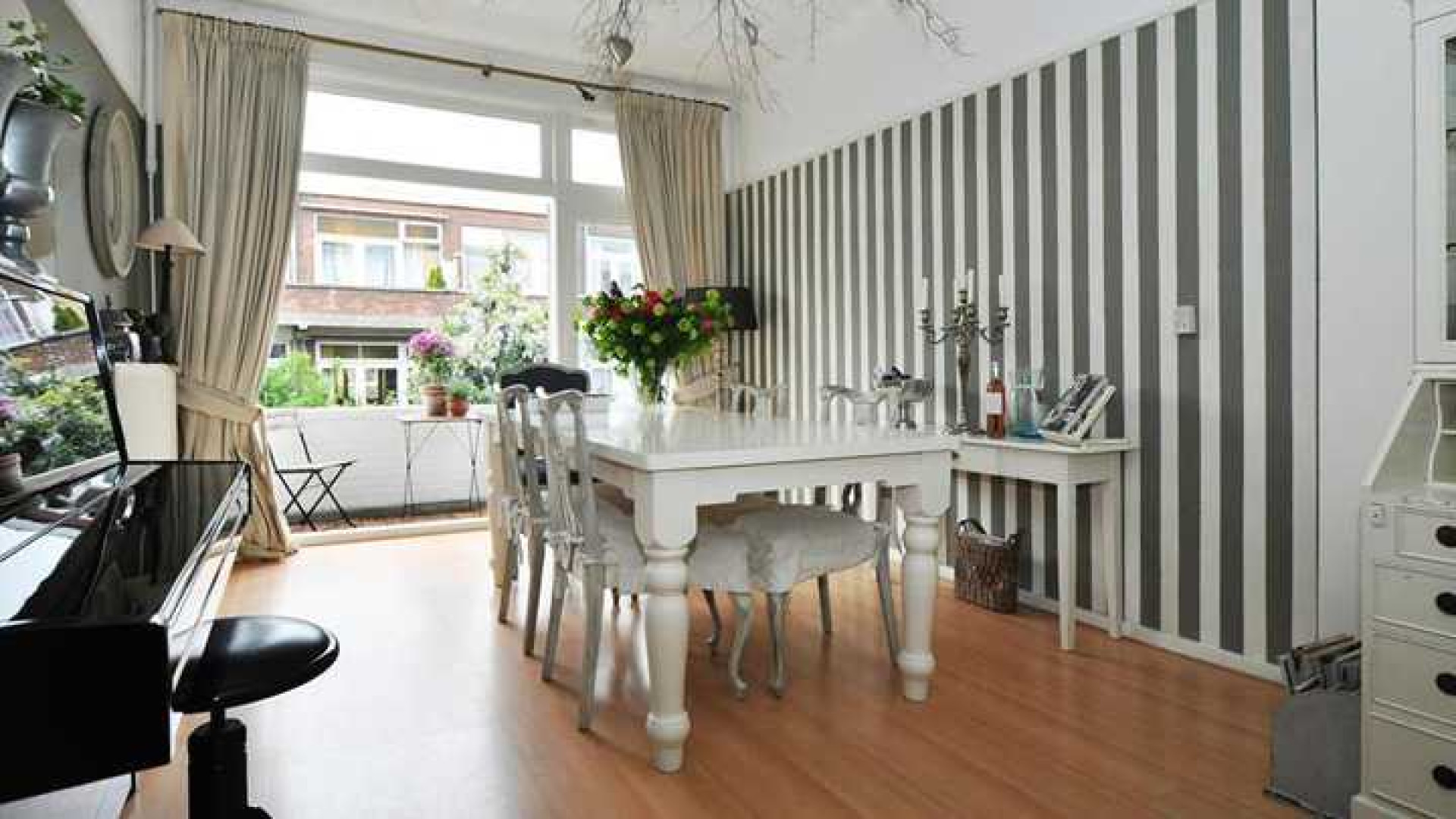 Emily Bremers koopt eigen appartement. Zie foto's 4