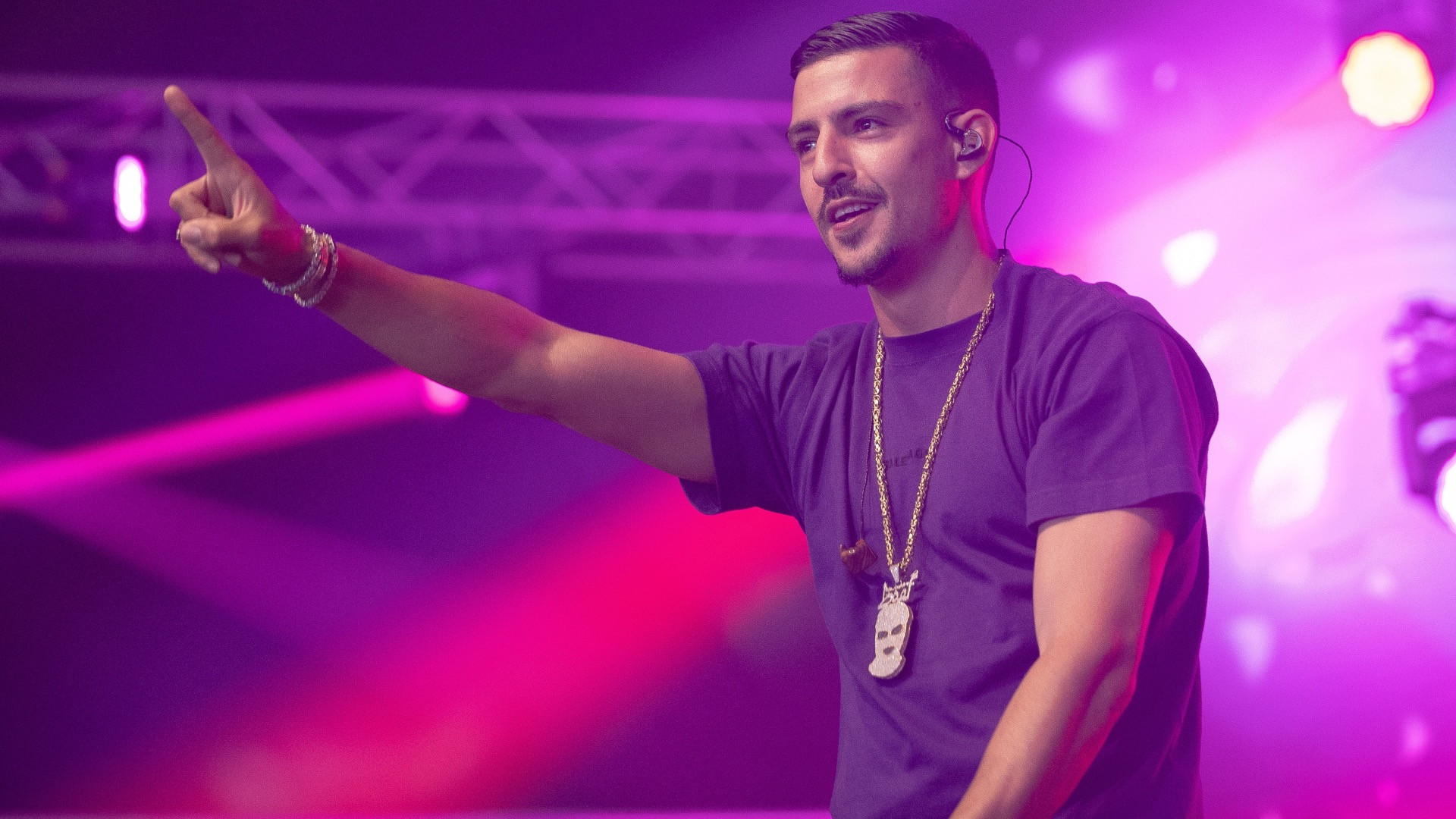 Dramatische duikeling van het vermogen van rapper Boef!